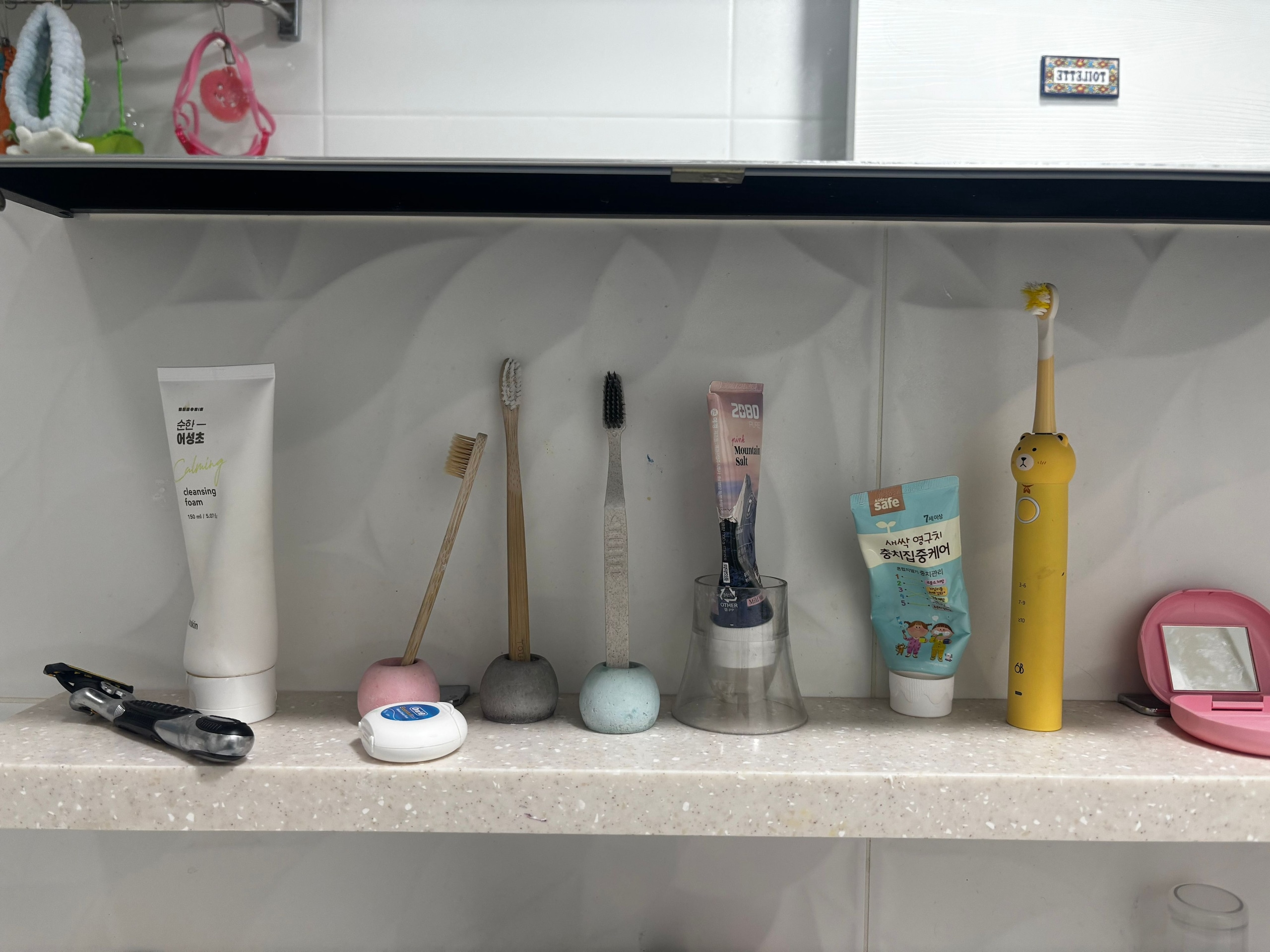 Diatomite Toothbrush Holder user photo