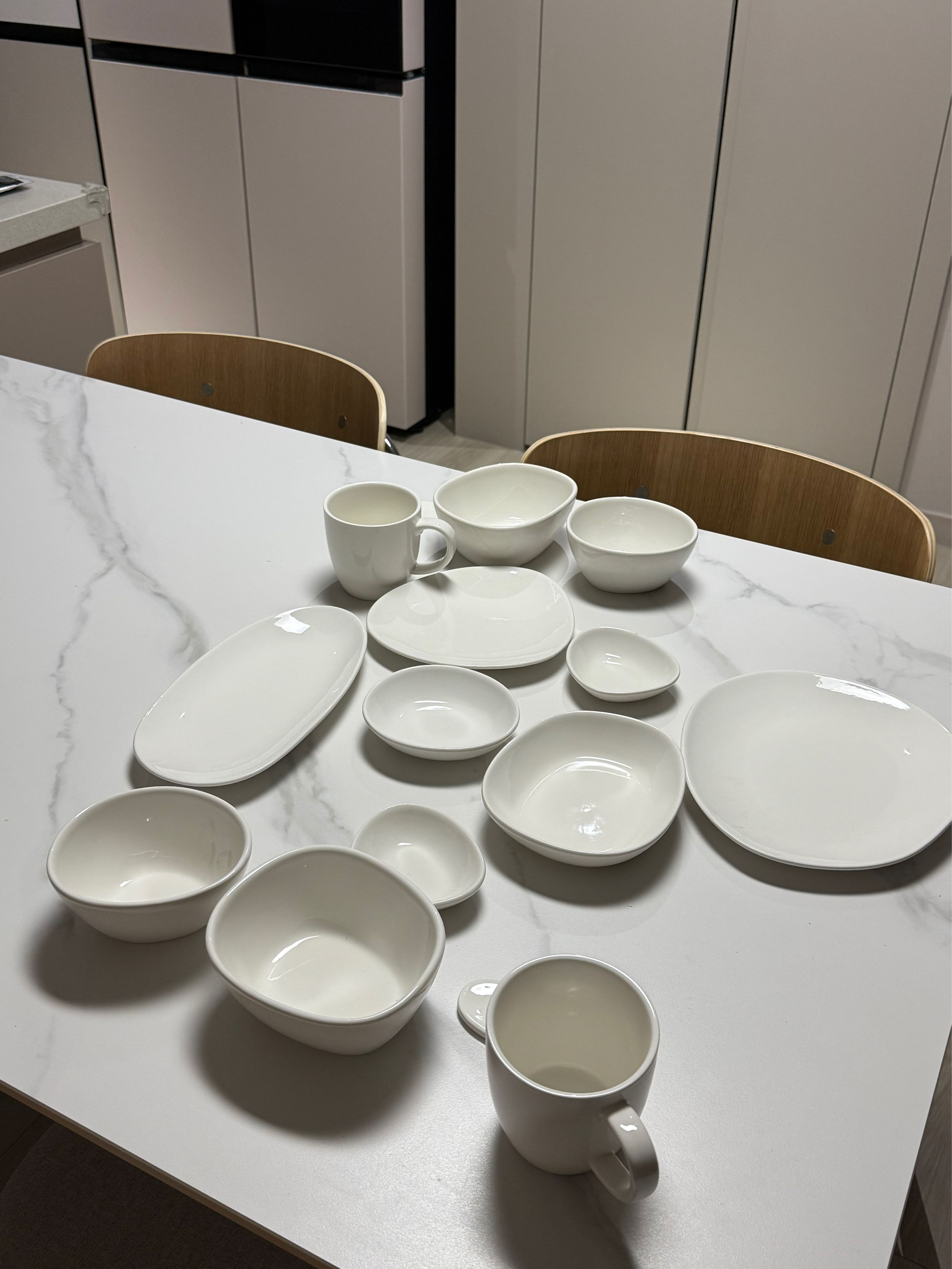 Cream White Pebble Dinnerware Set for 2 user photo