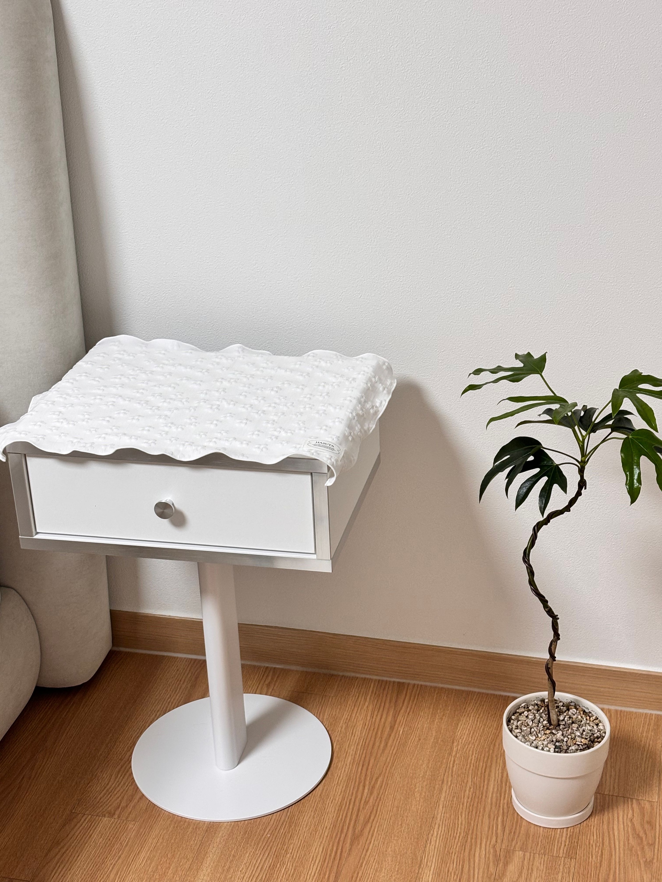 Modern Drawer Nightstand user photo