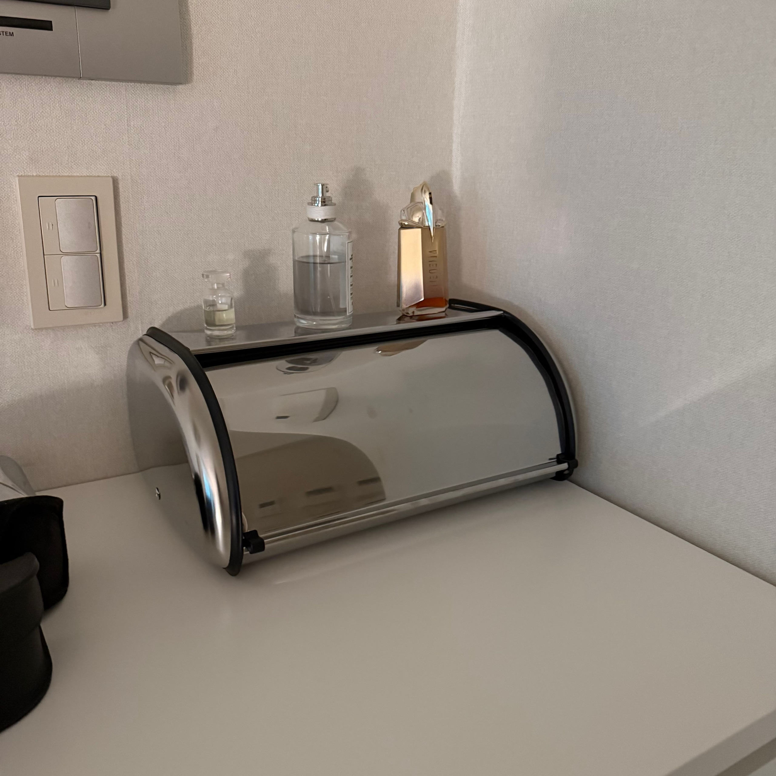 Roll-Up Stainless Steel Bread Box user photo