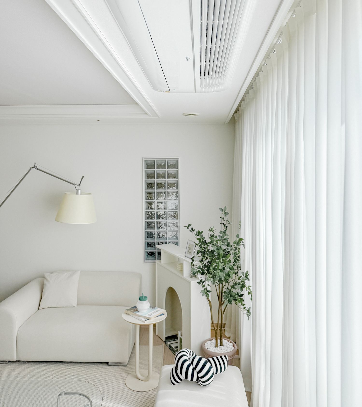 Honey Pot Table Lamp user photo