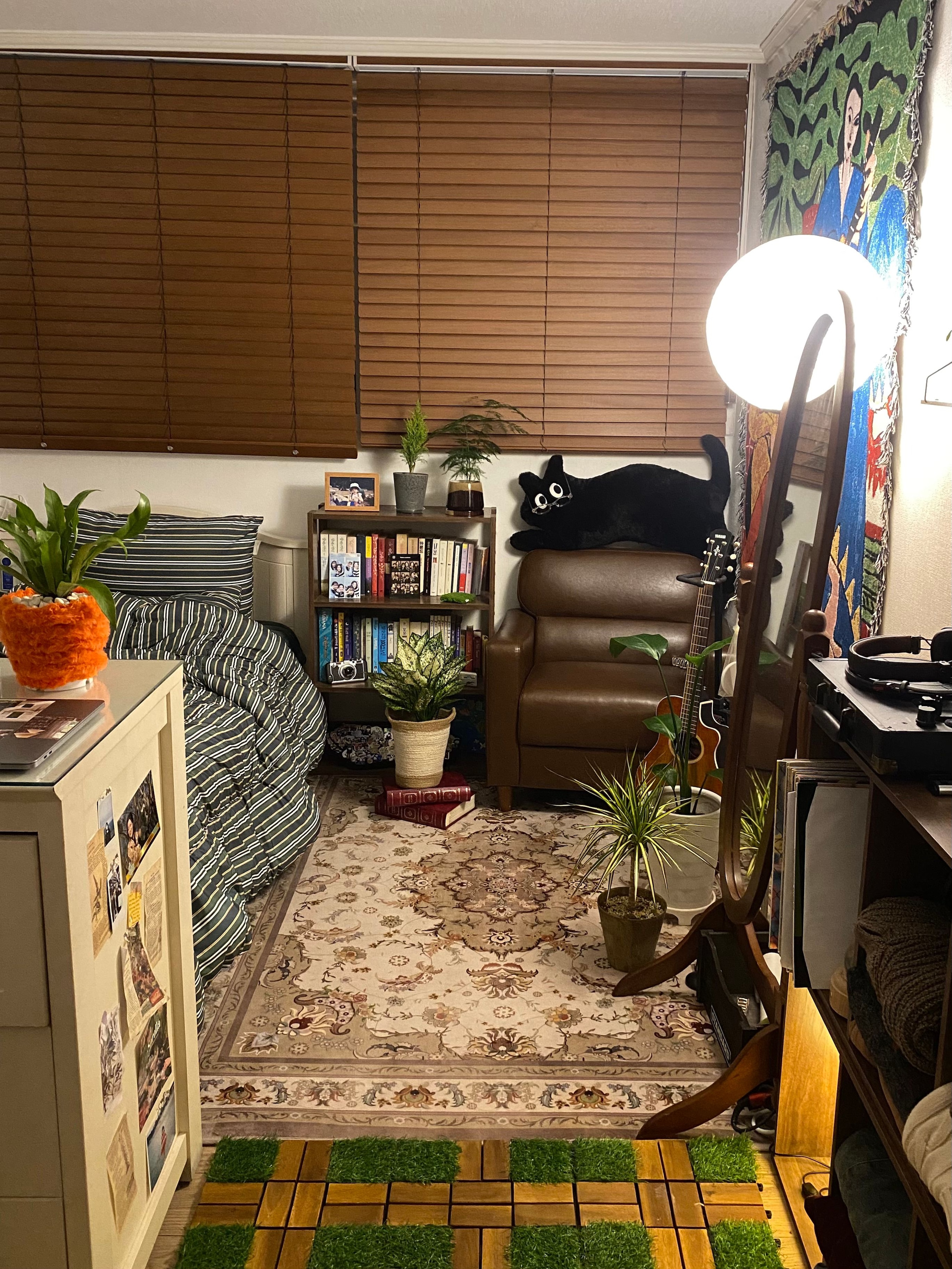 Modern Wood Bookcase & Storage Shelf user photo