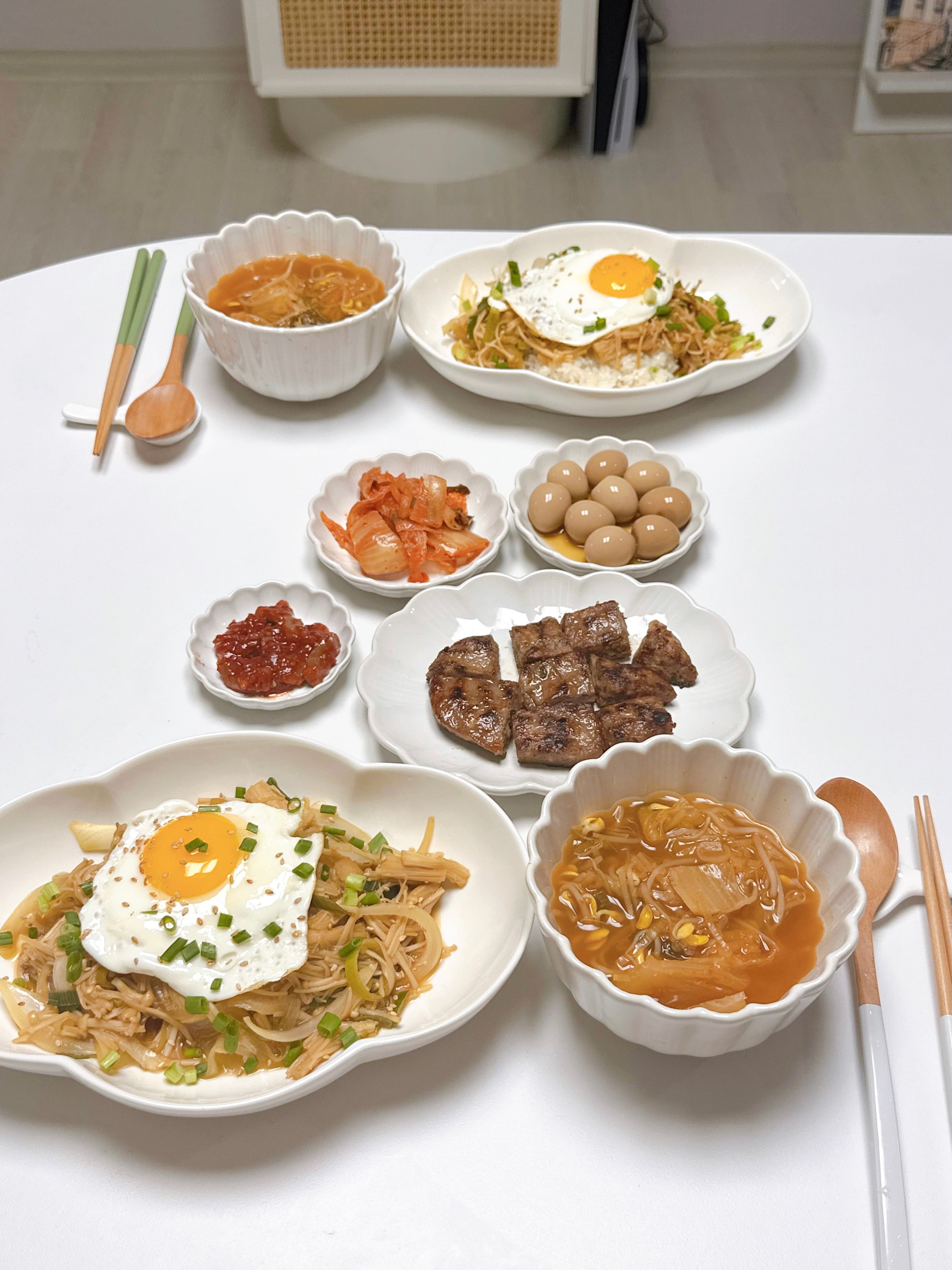 Marja Kurki Kielo Dinnerware Set for 2 (13-Piece) user photo