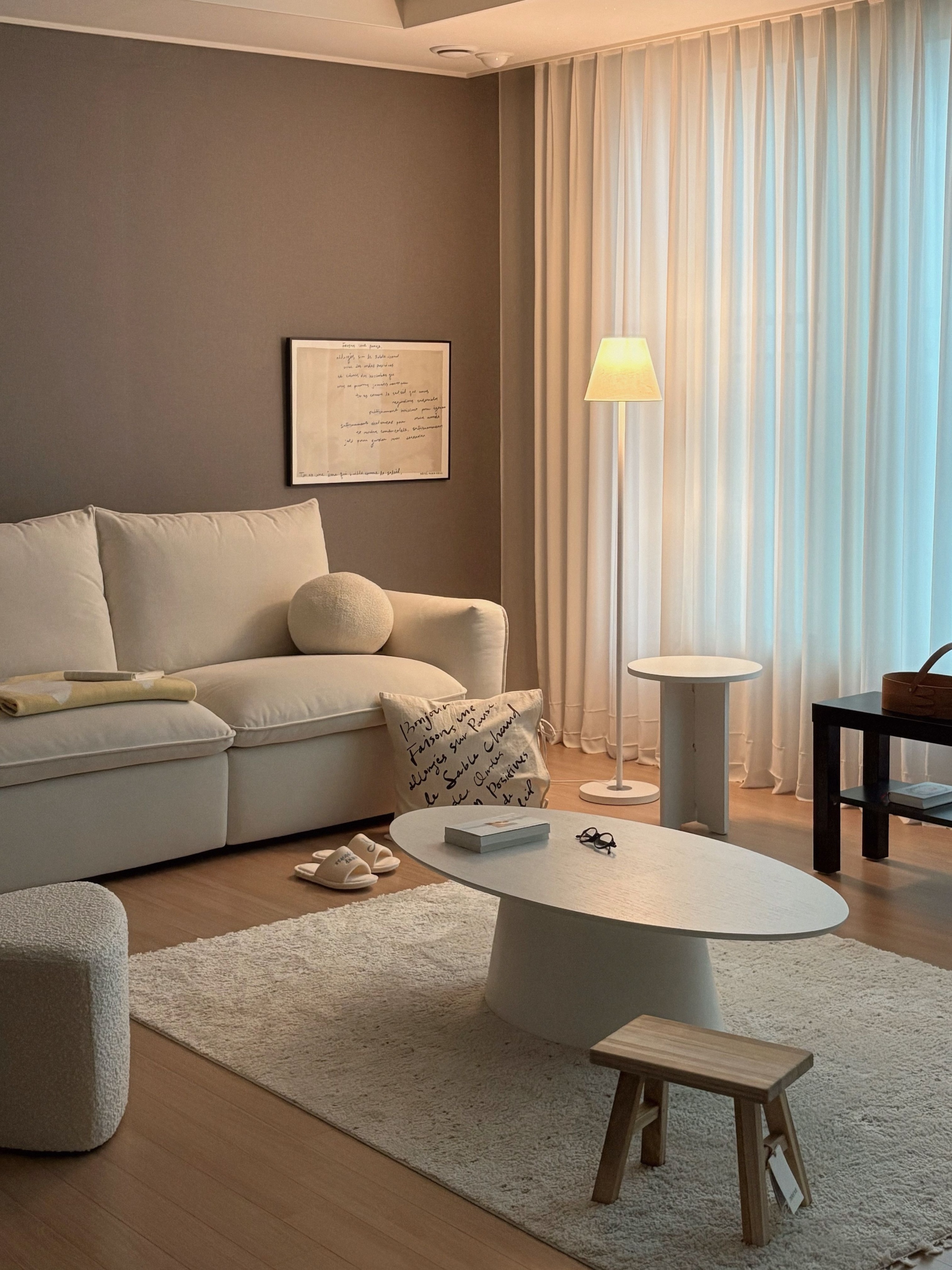 Soft Ribbon Home Slippers user photo