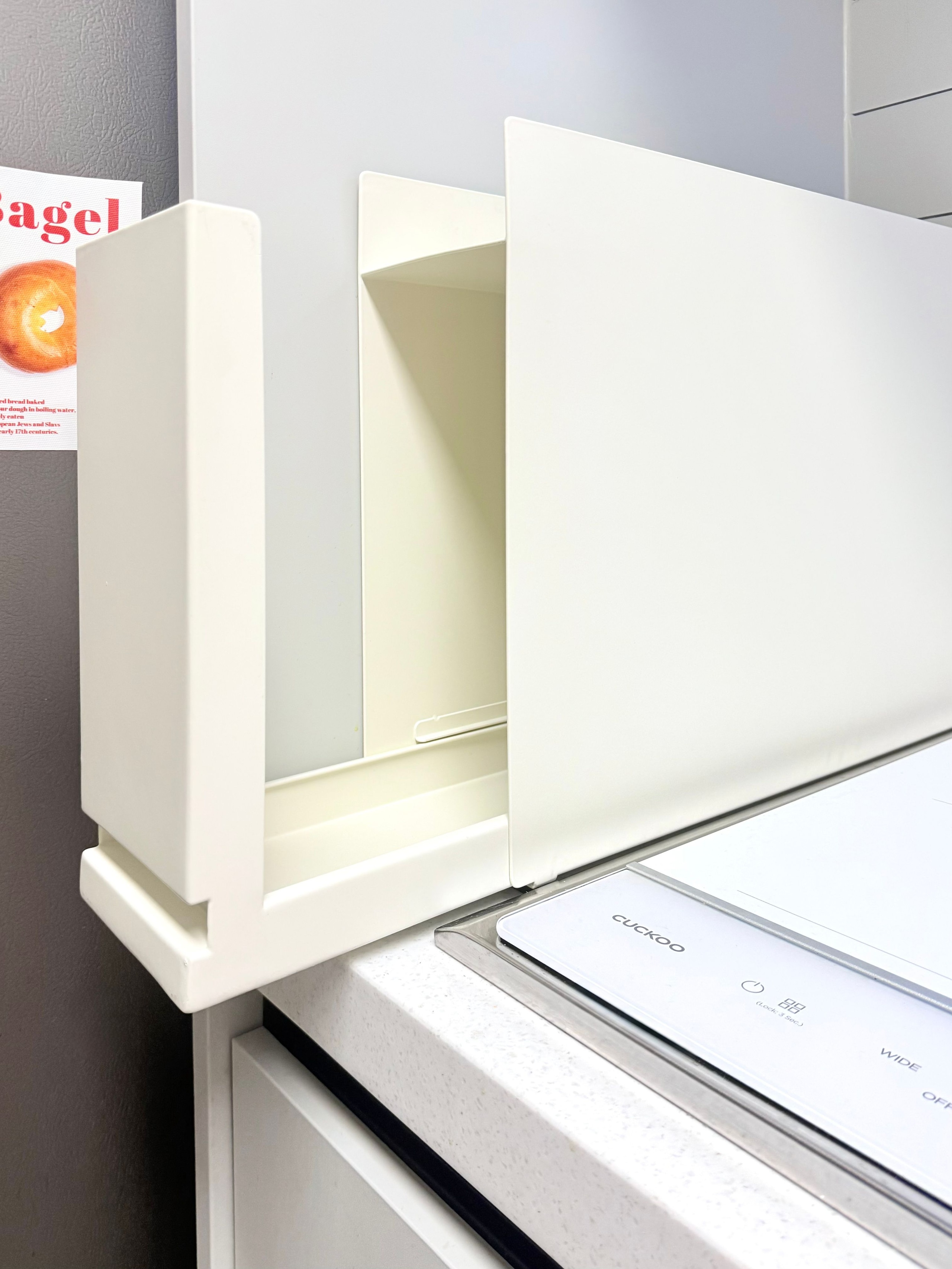 Cucinito Slim Pull-Out Storage Organizer user photo