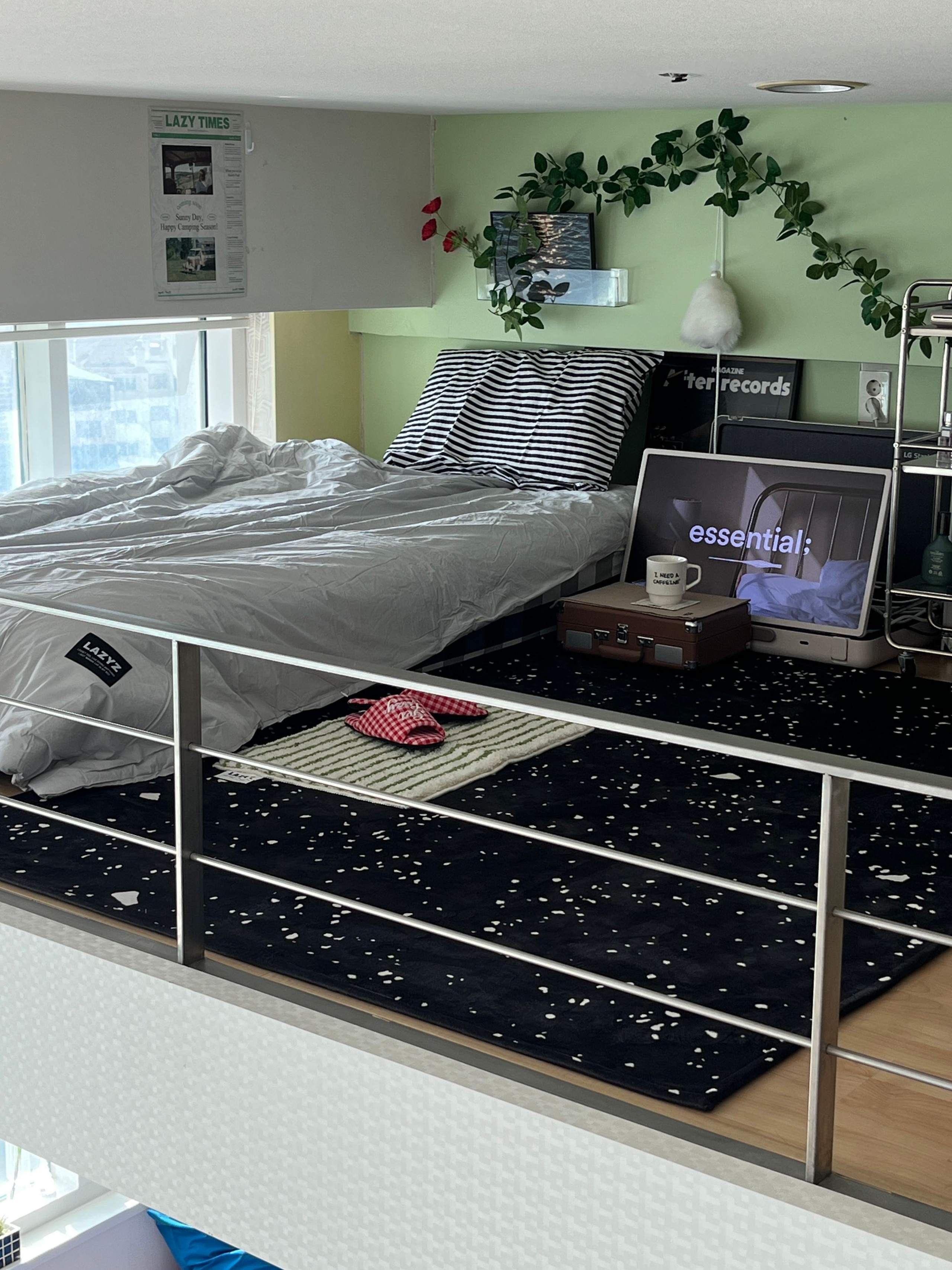 Black Terrazzo Microfiber Rug user photo