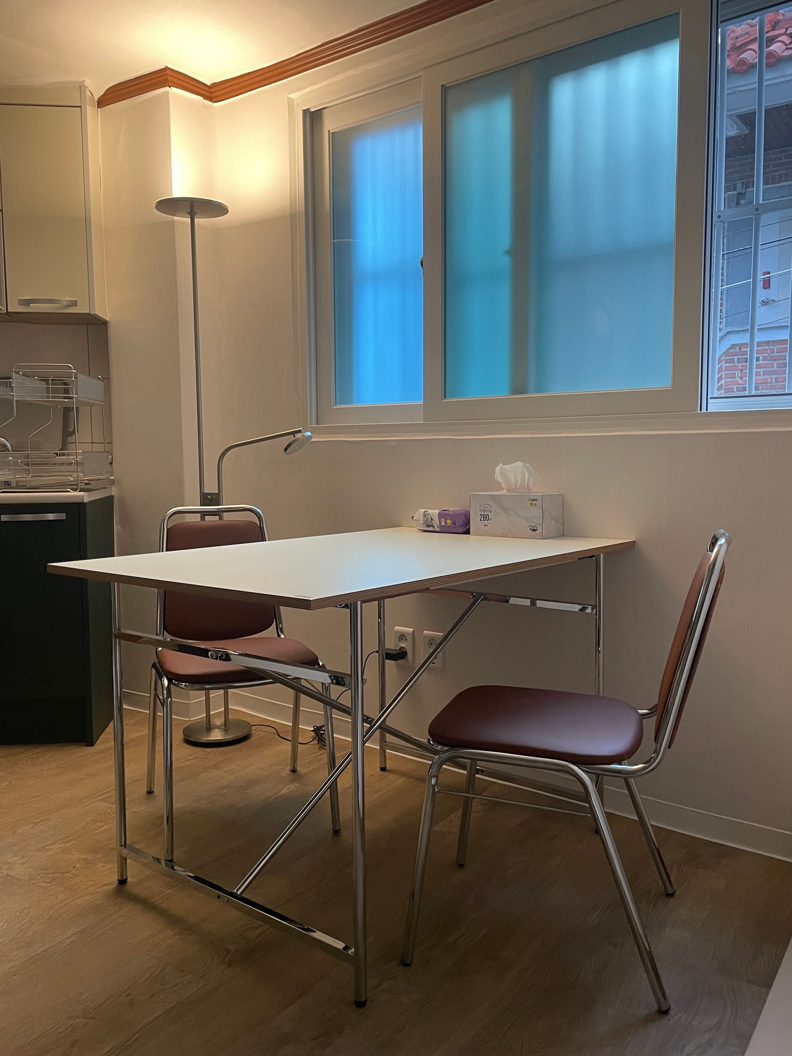 Point Chrome Mid-Century Dining Table user photo