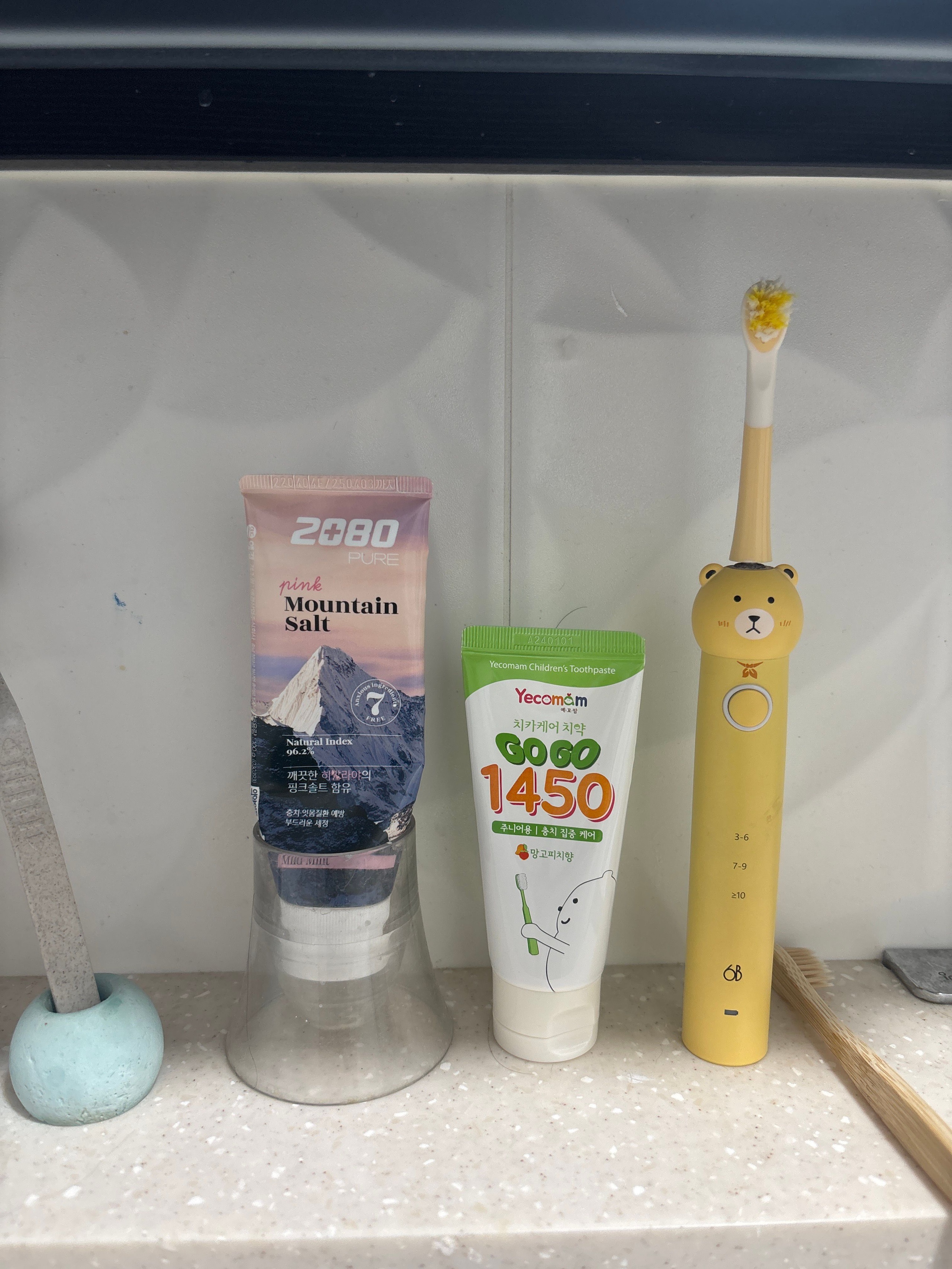 Diatomite Toothbrush Holder user photo