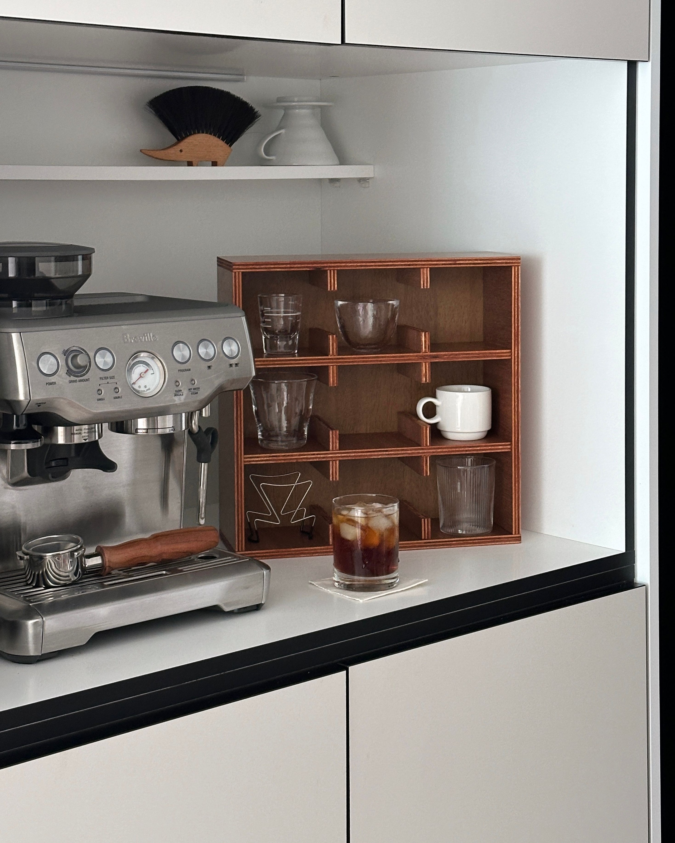 Ogre Vintage Countertop Mug & Cup Storage Cabinet user photo