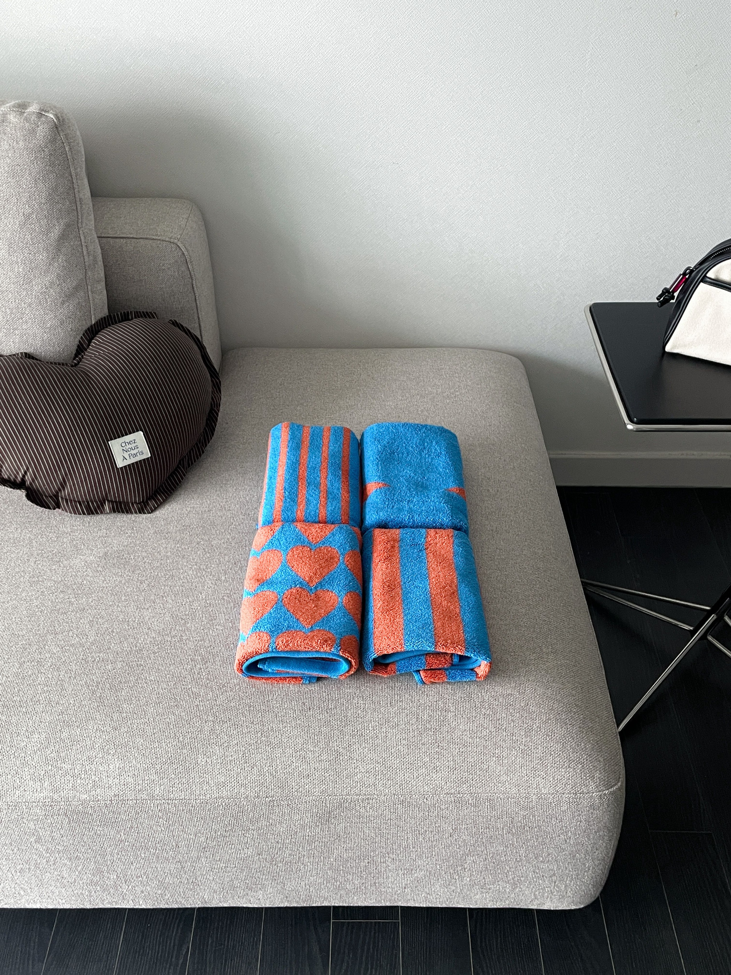 BWTZ Sunset Blue Bamboo Yarn Hotel Bath Towel user photo