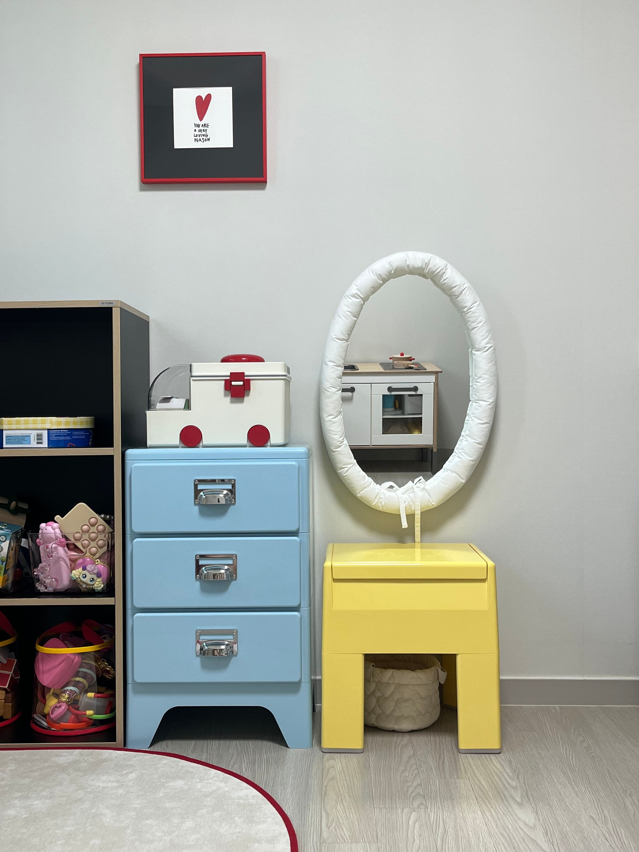 Mid-Century Vintage Steel Drawer Chest user photo