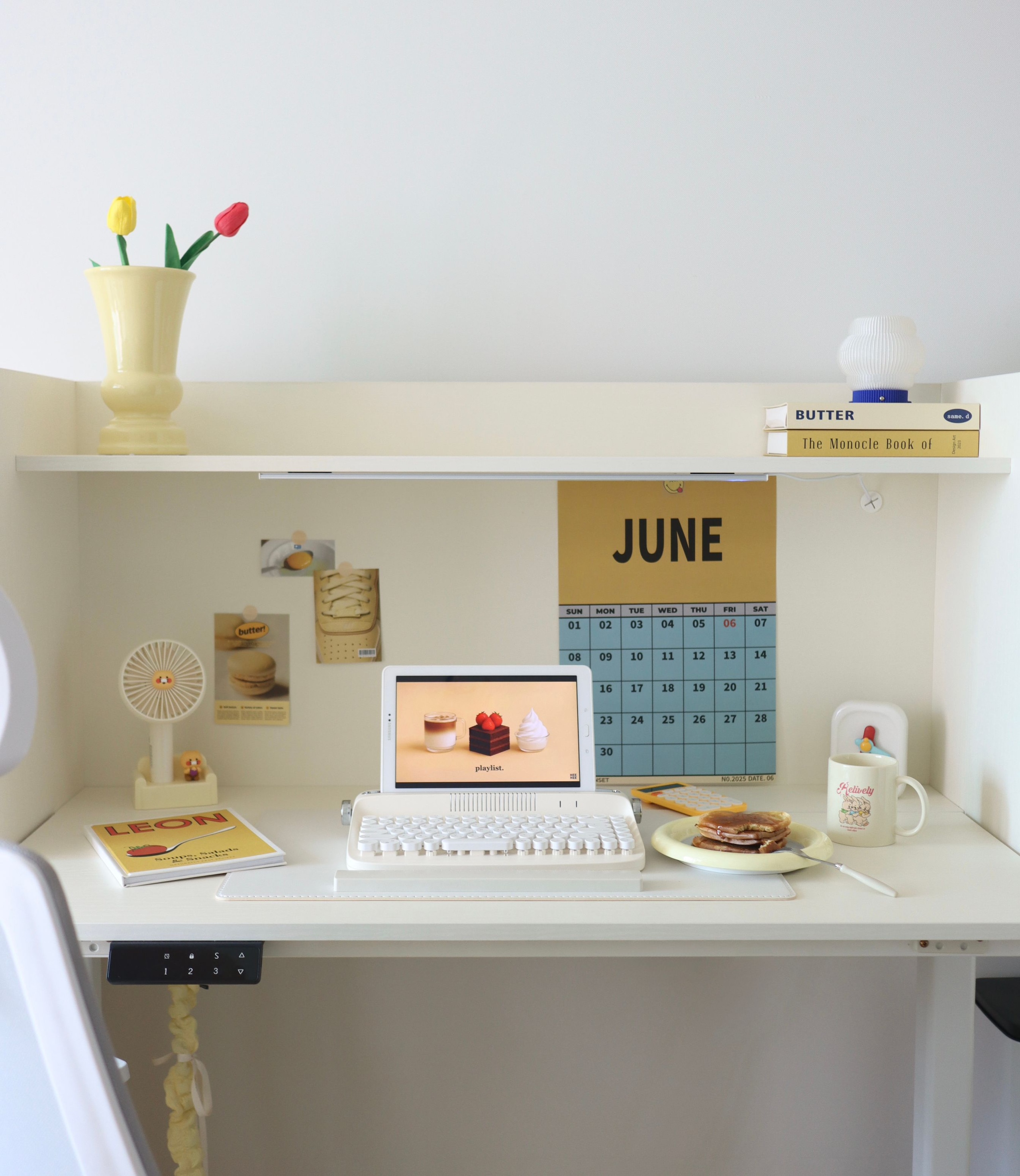 Honey Pot Table Lamp user photo
