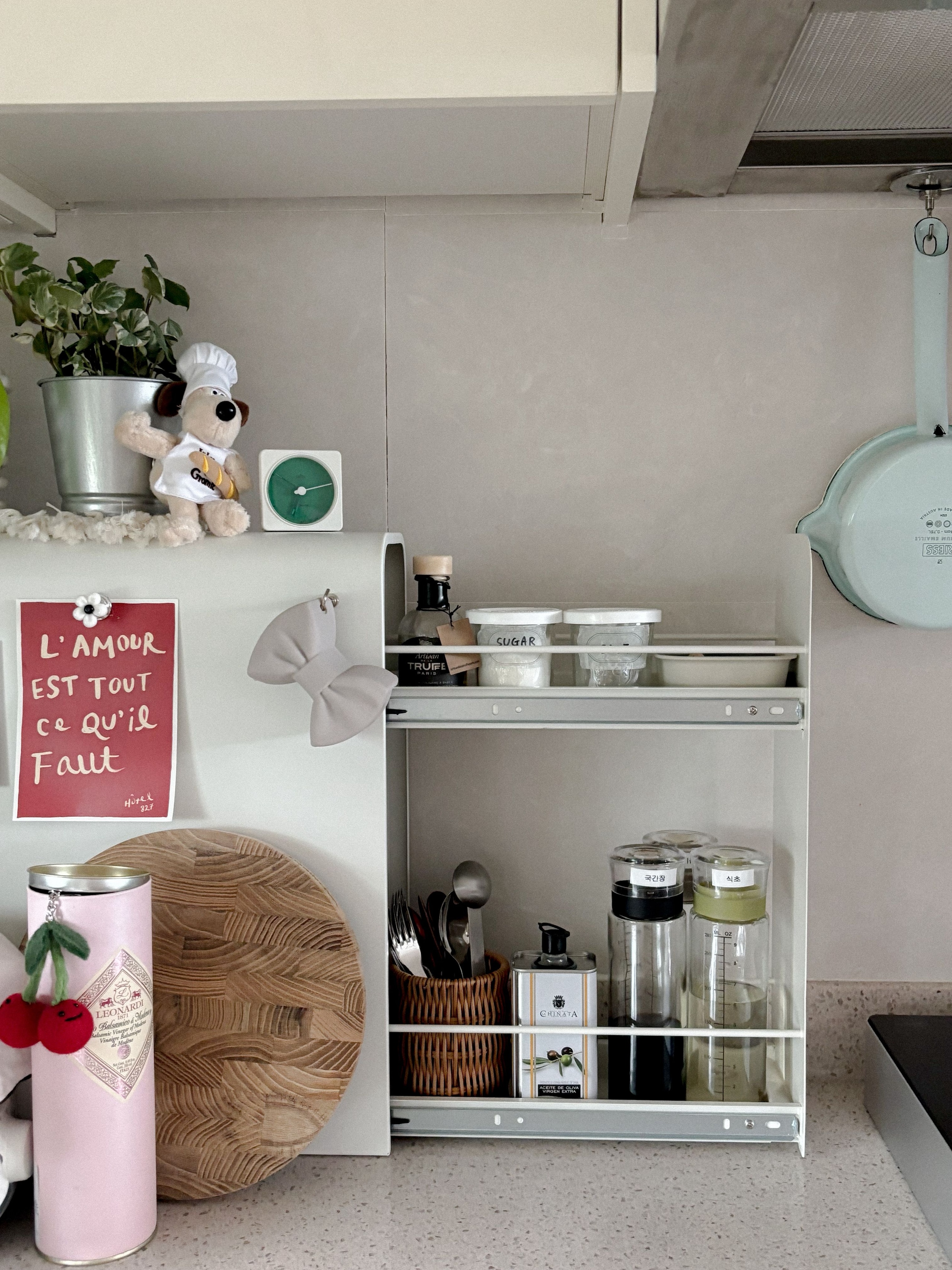 Mudita Slim Sliding Door Cabinet user photo