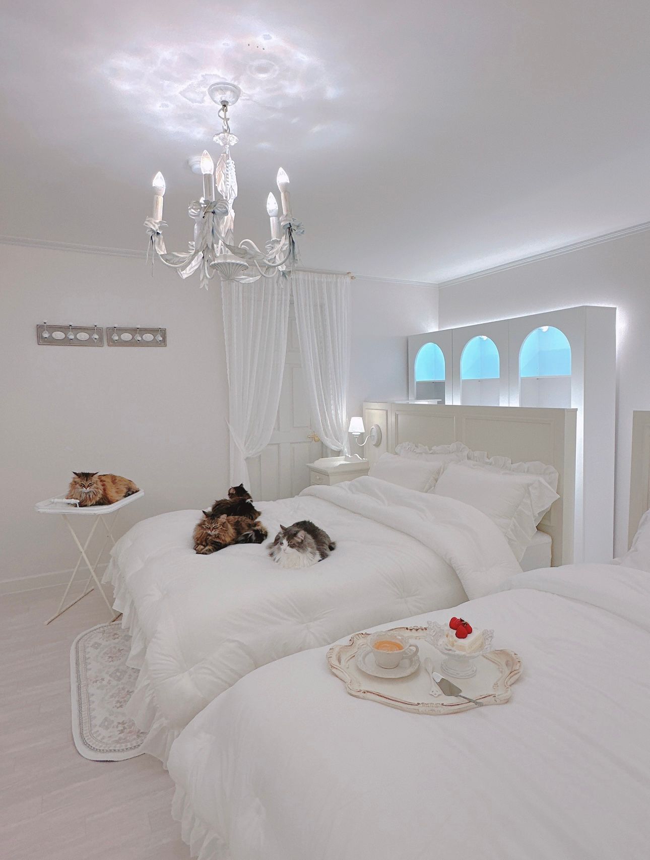 Baroque Ceramic Coffee Cup & Saucer Set user photo