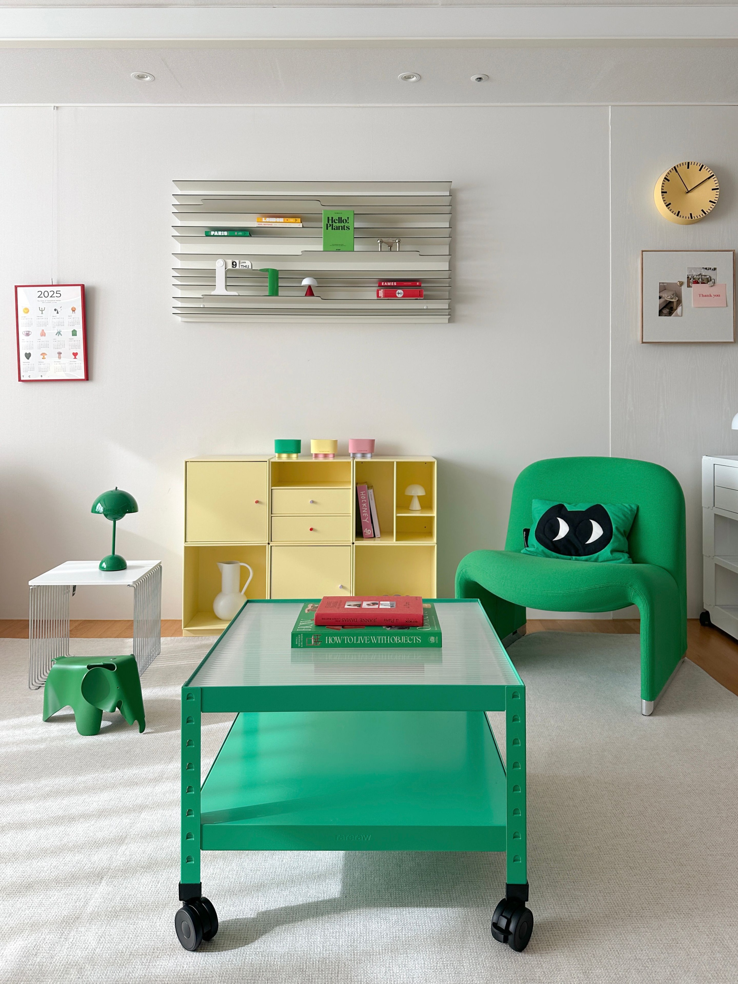 Wood-Framed Linen Magnetic Board user photo
