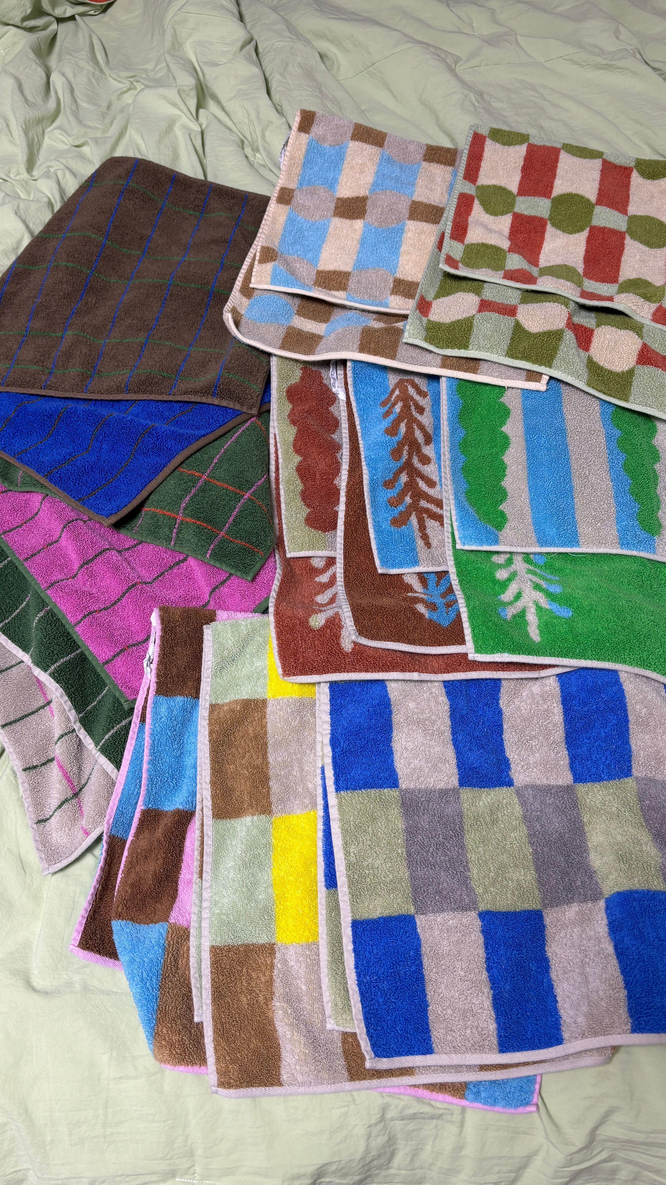 Tree Pattern Hand Towel user photo