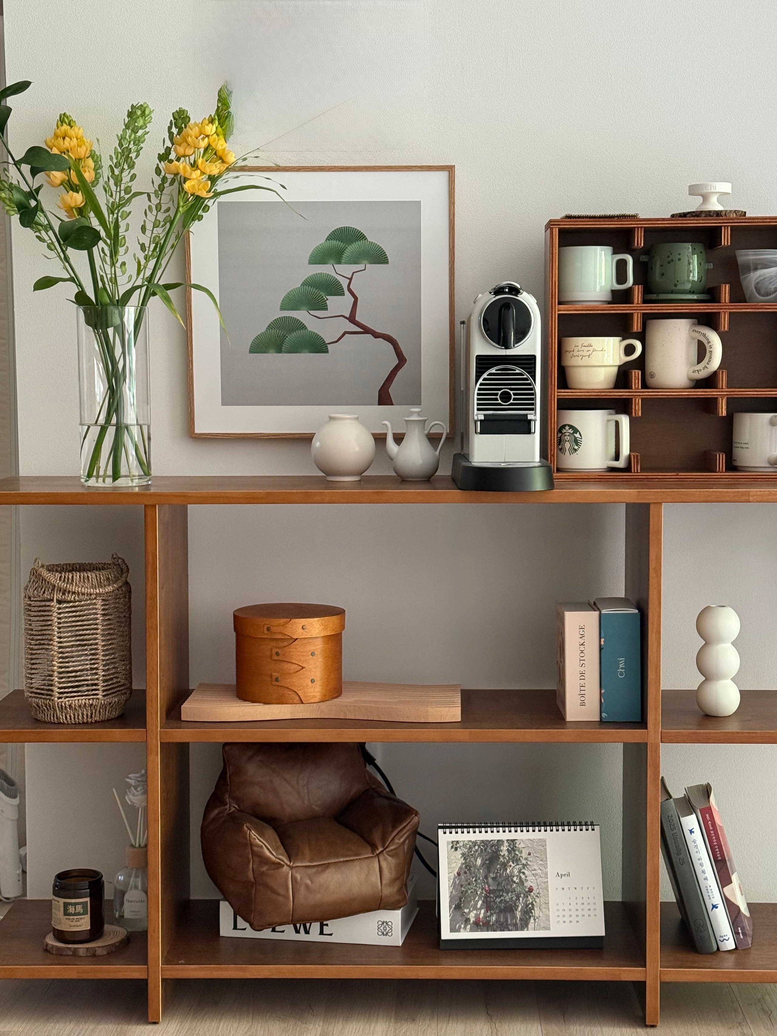 Ogre Vintage Countertop Mug & Cup Storage Cabinet user photo