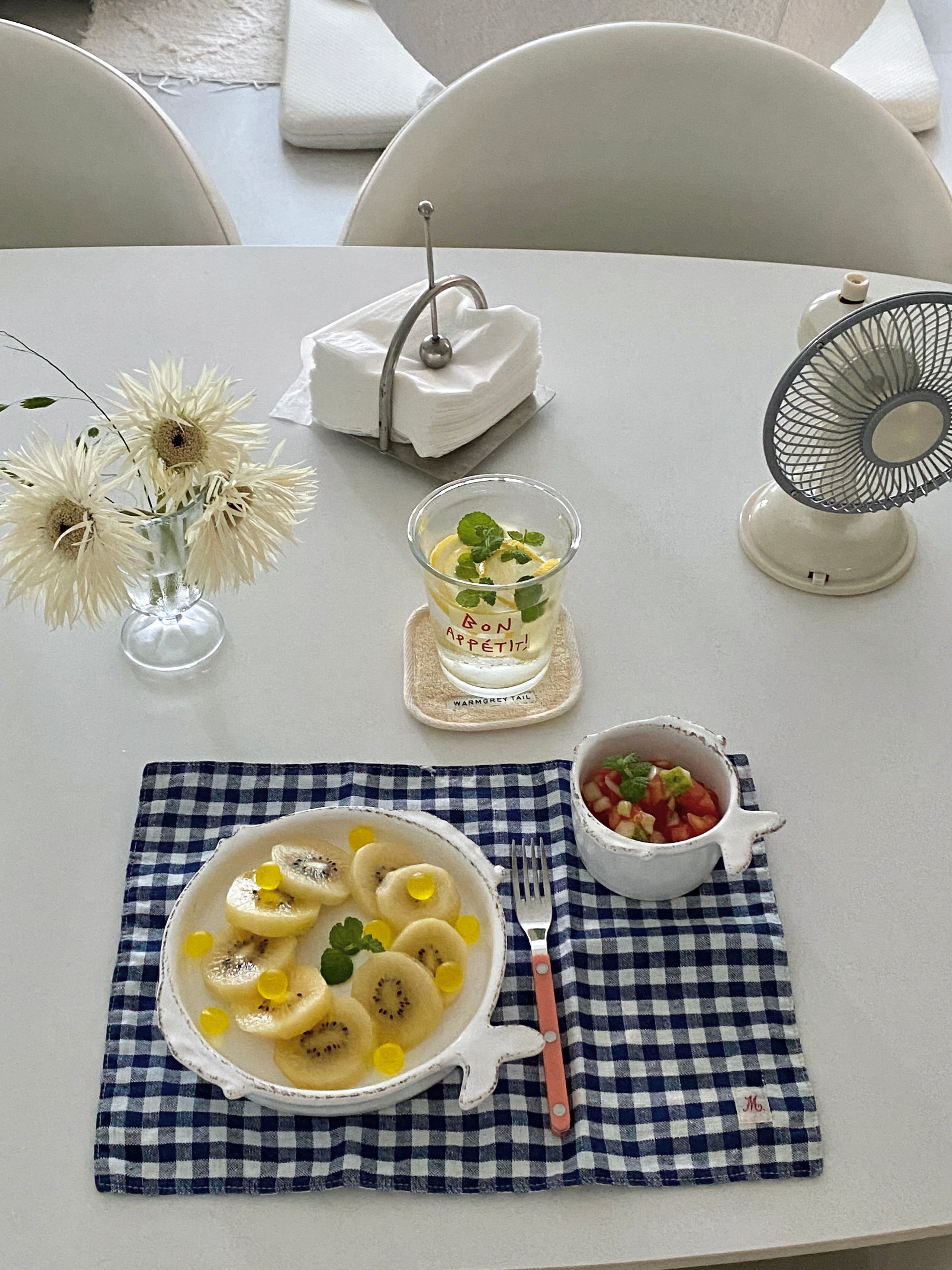 Stainless Steel Arch Napkin Holder user photo