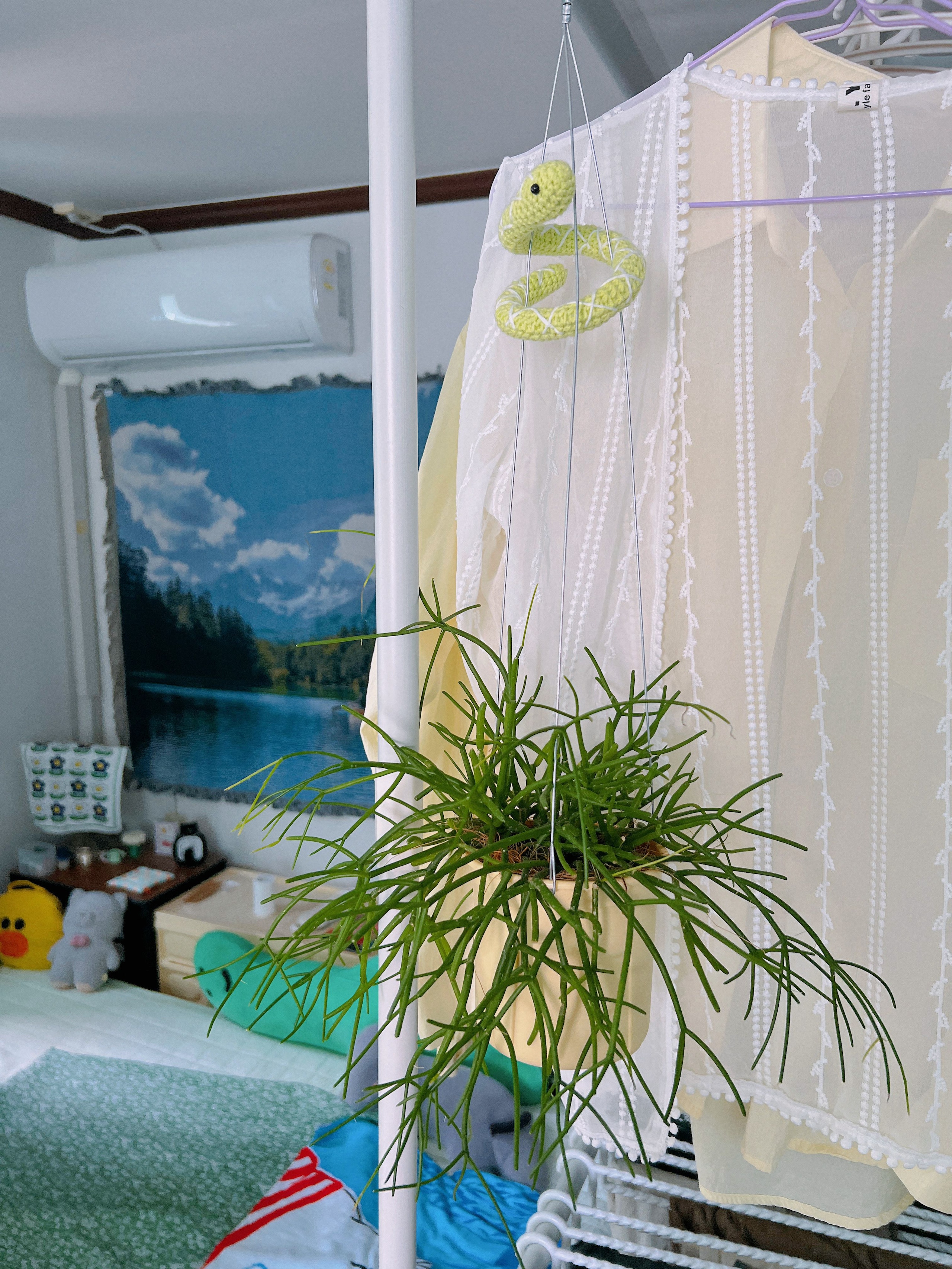 Summer Romance Seersucker Light Blanket + Pillowcase Set user photo