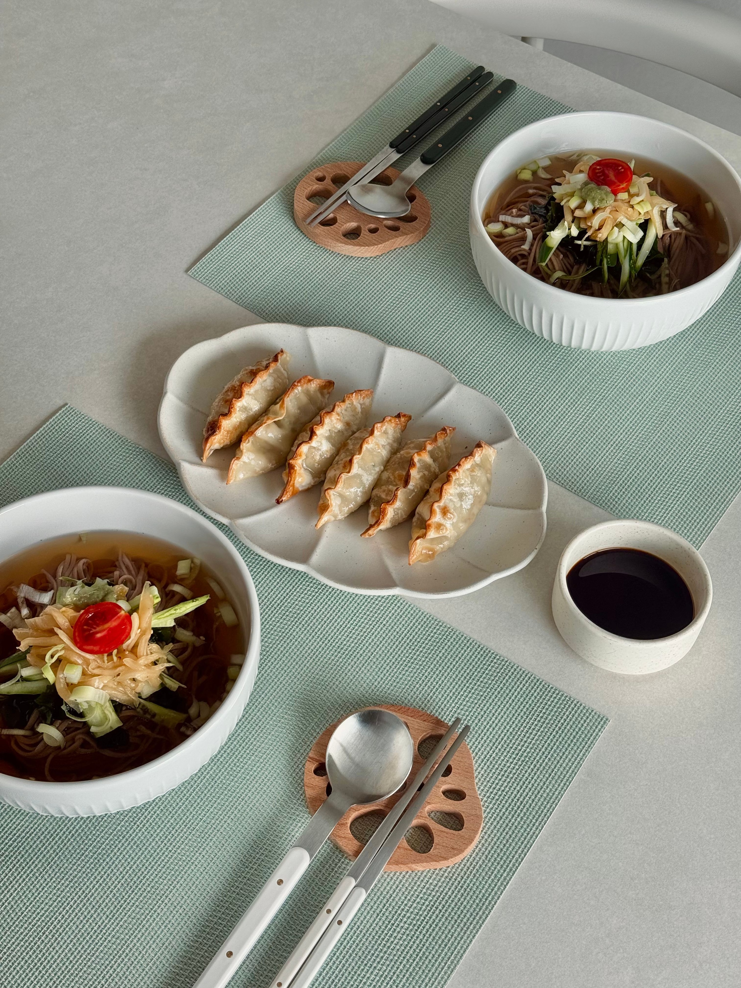 Wood Lotus Root Spoon Rest & Coaster Set (2-Piece) user photo