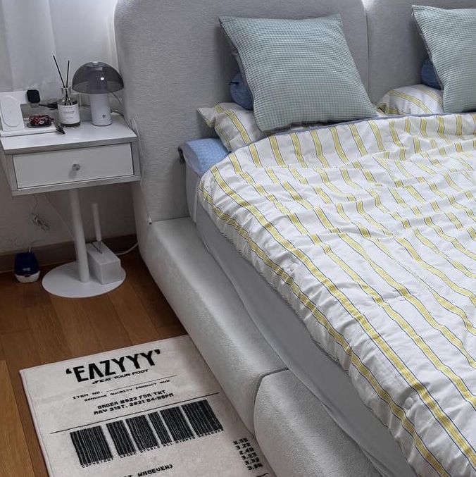 Modern Drawer Nightstand user photo