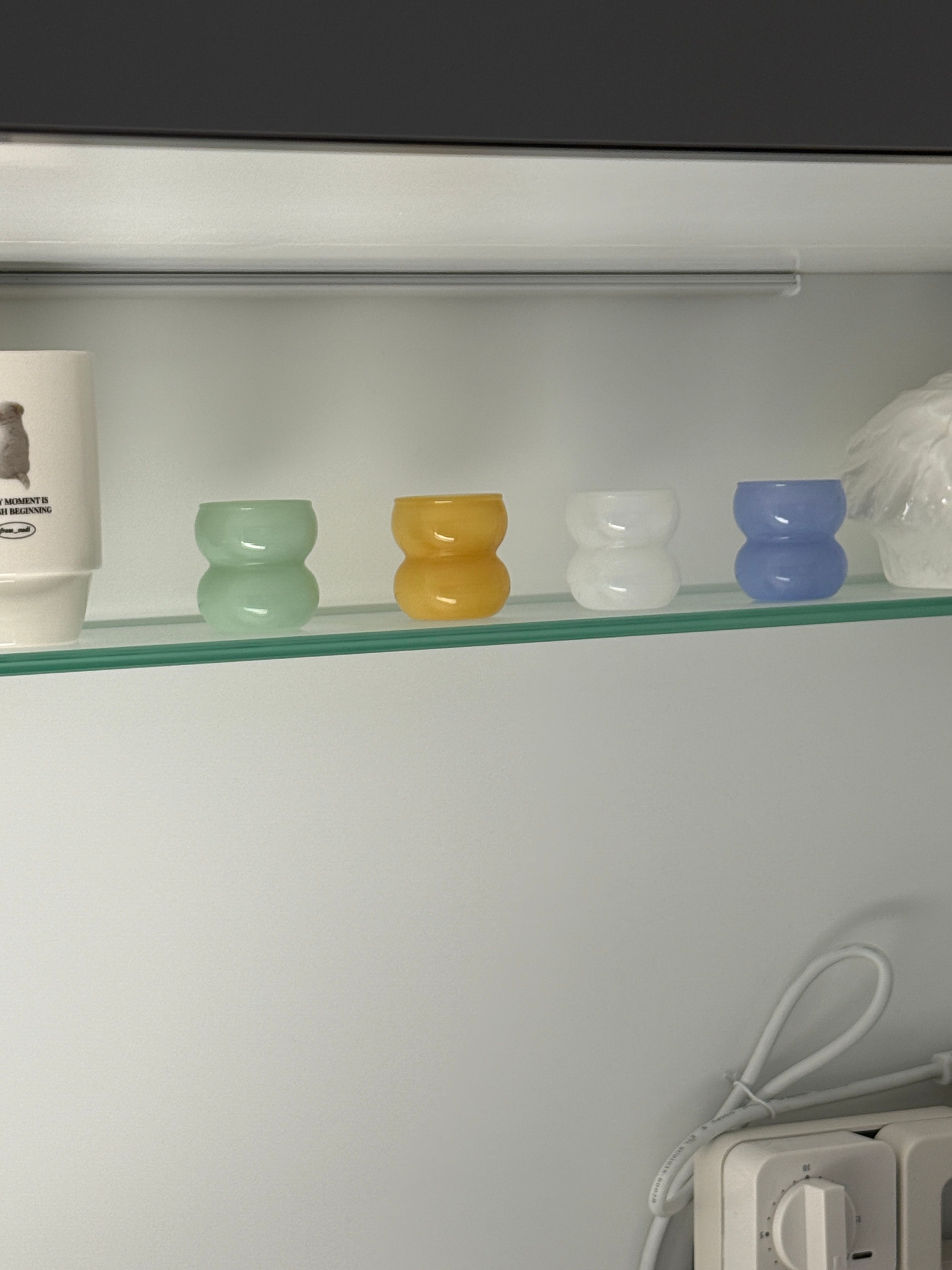 Newtige Milk Glass Soju & Sake Cup Set (4-Piece) user photo