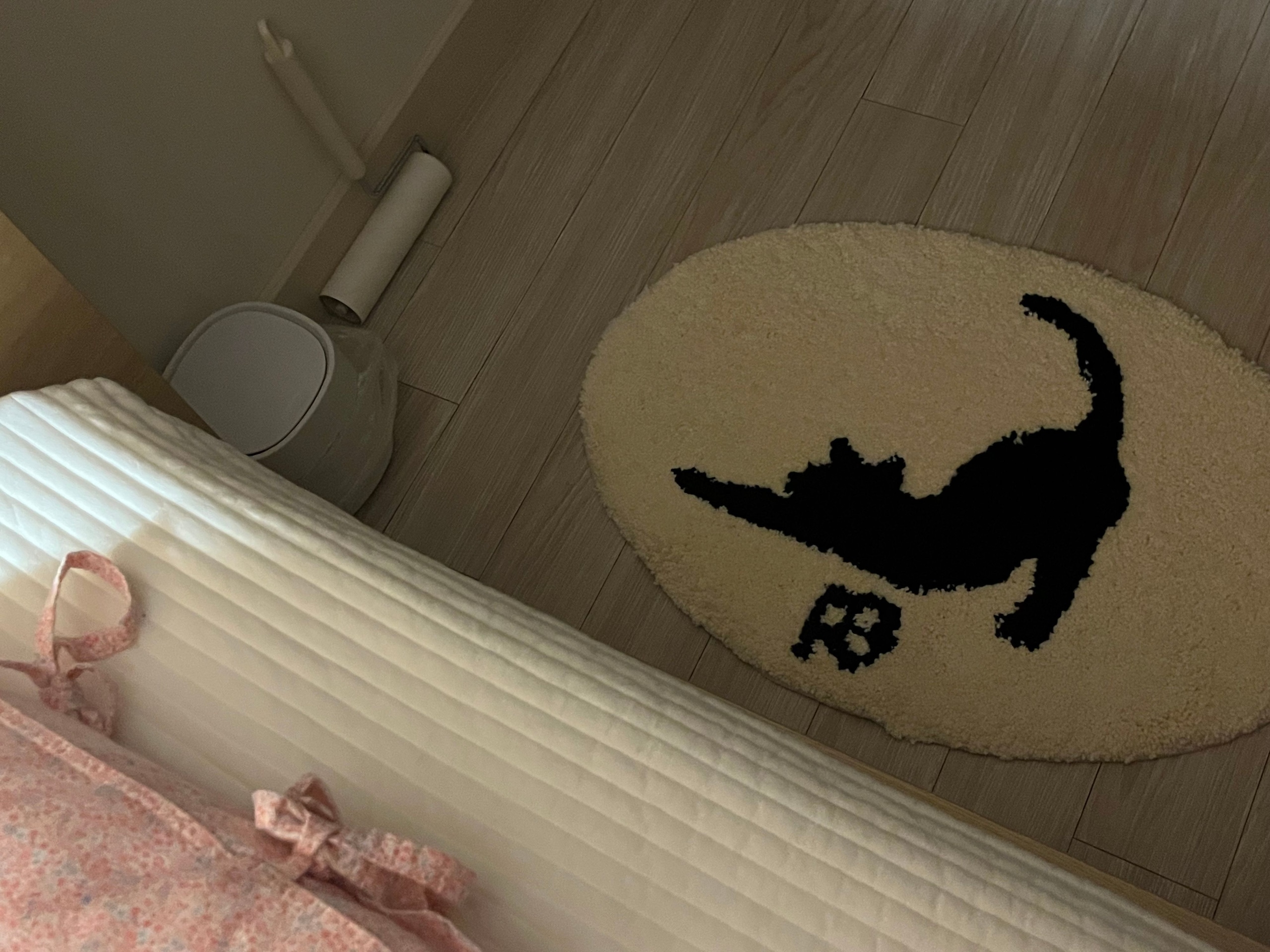 Elegant Cat Silhouette Accent Rug user photo