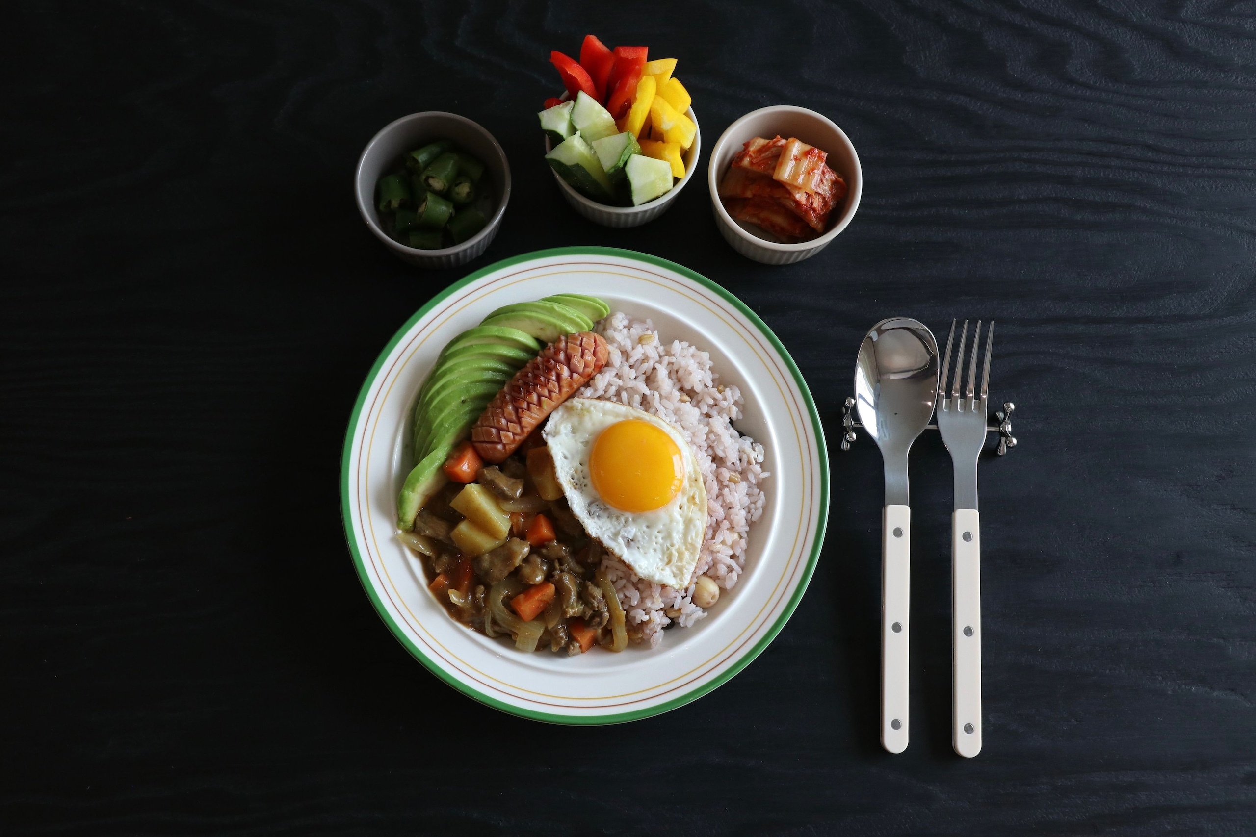 Modern Color-Handled Flatware Set for 2 (8-Piece) user photo