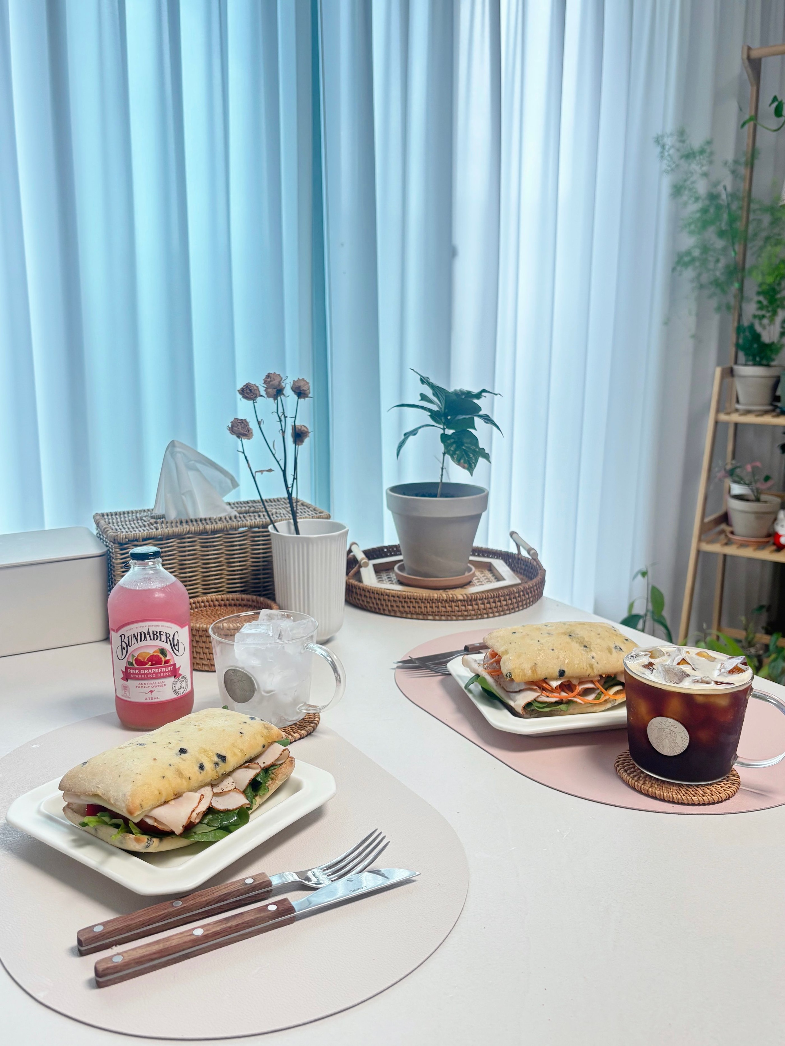 Sunbaek White Porcelain Mug (Set of 2) user photo