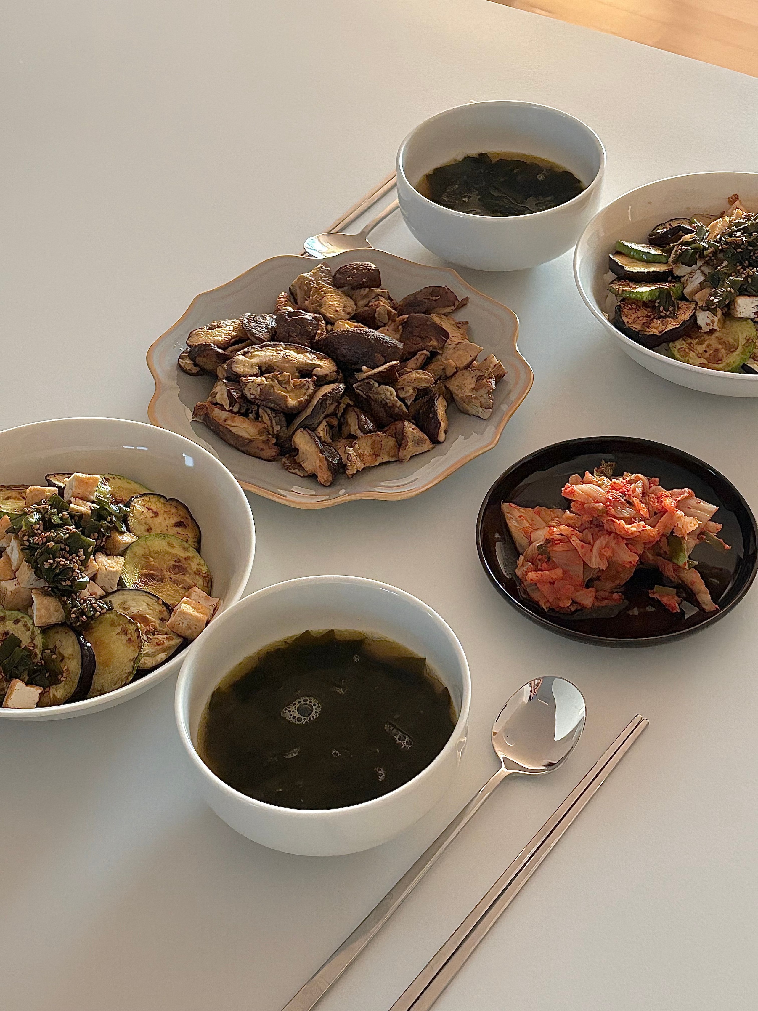 Stable Scalloped Plate Set (3-Piece) user photo