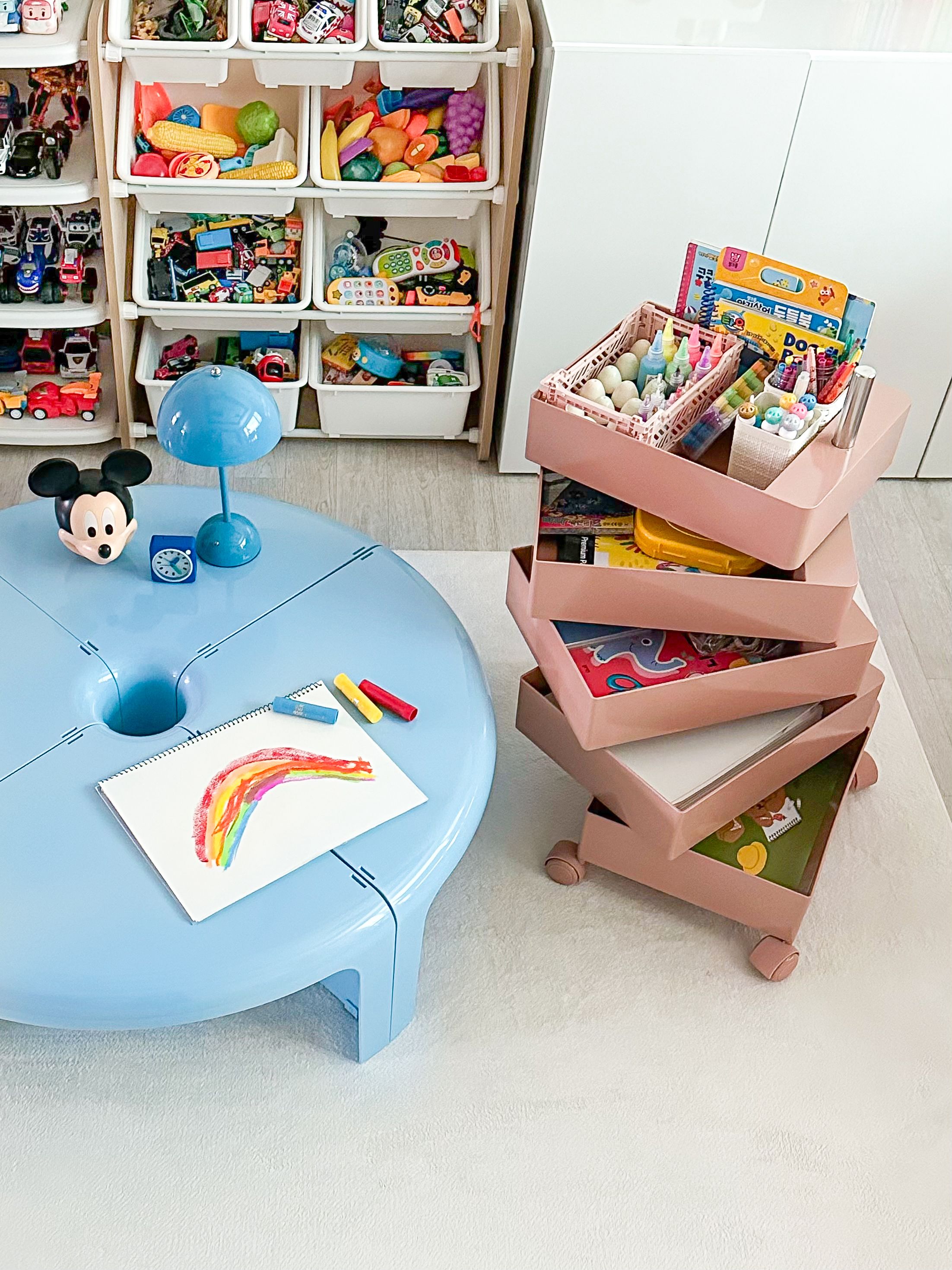 Quarter Modular Round Coffee Table user photo