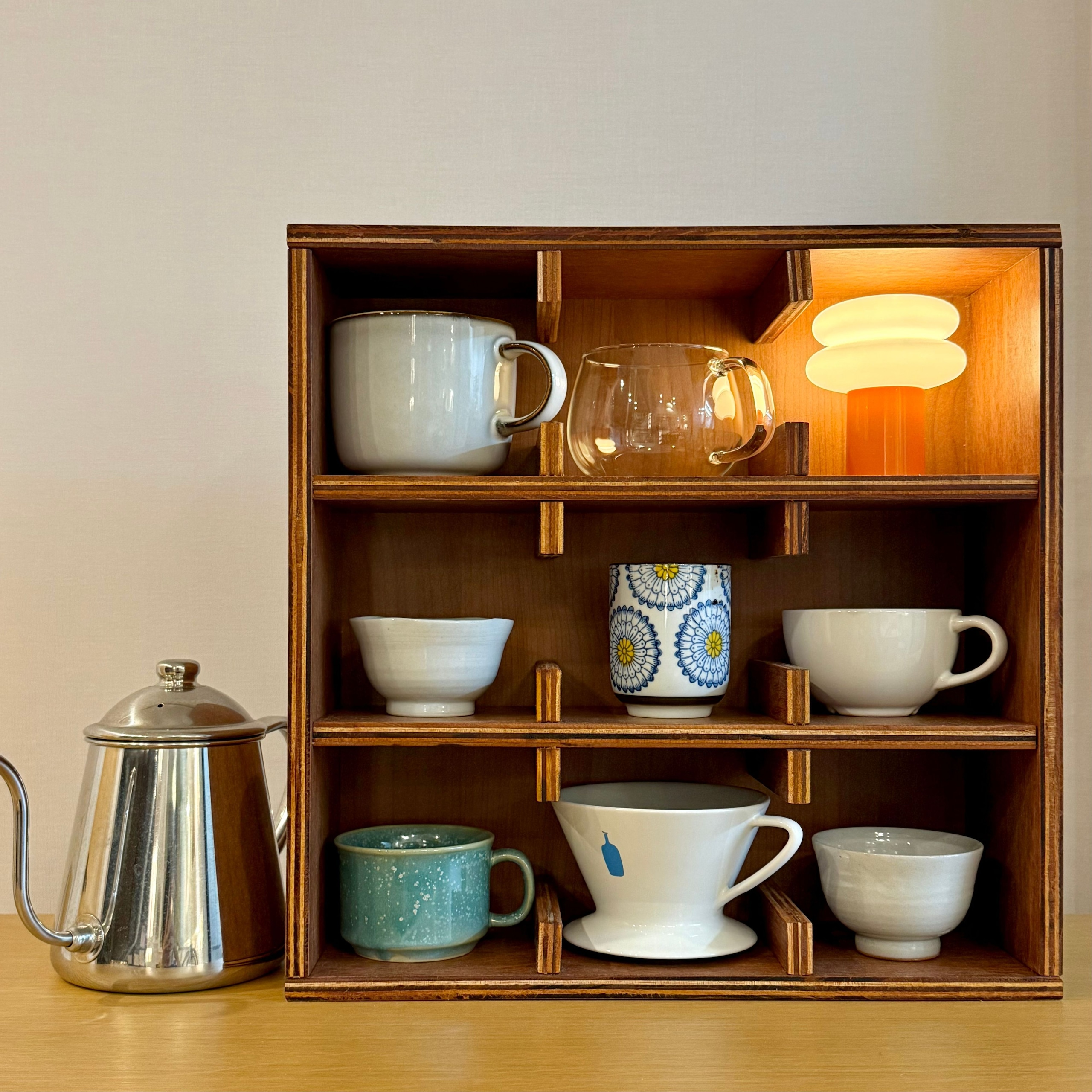 Ogre Vintage Countertop Mug & Cup Storage Cabinet user photo