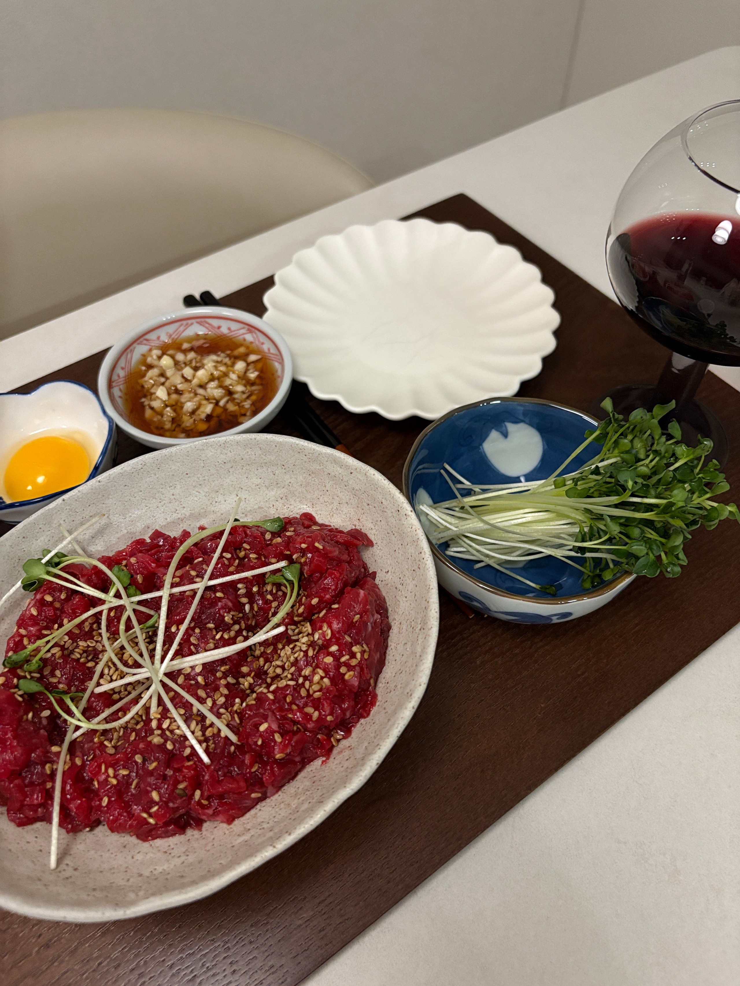 Neoul Handmade Footed Oval Pasta Bowl – Medium user photo