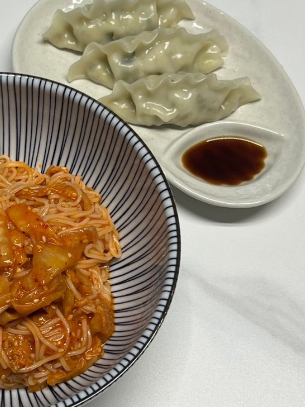 Peanut Shaped Divided Sushi Plate user photo