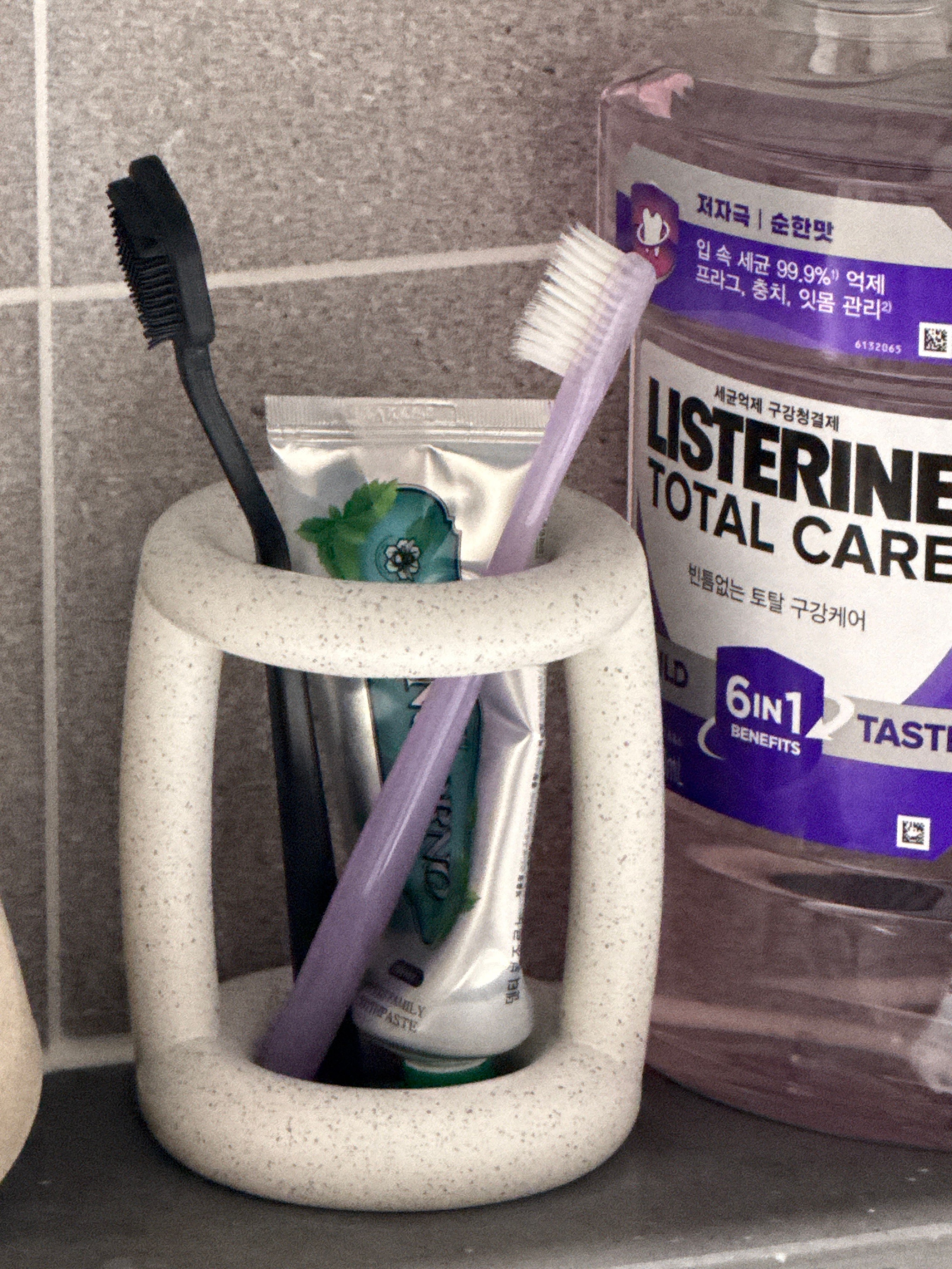 Mongle Toothbrush Holder user photo