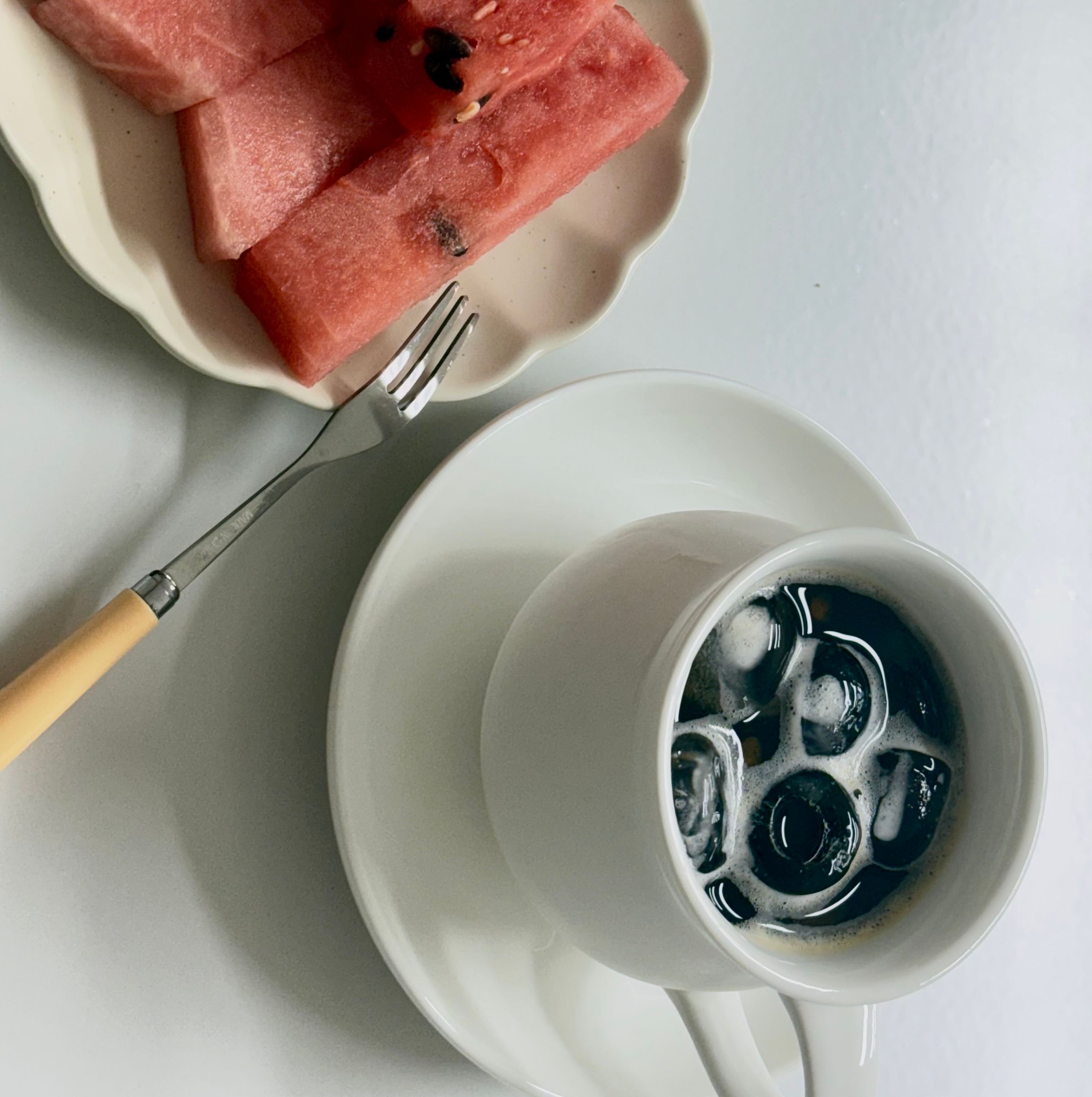 Hangari Ceramic Mug & Saucer Set user photo