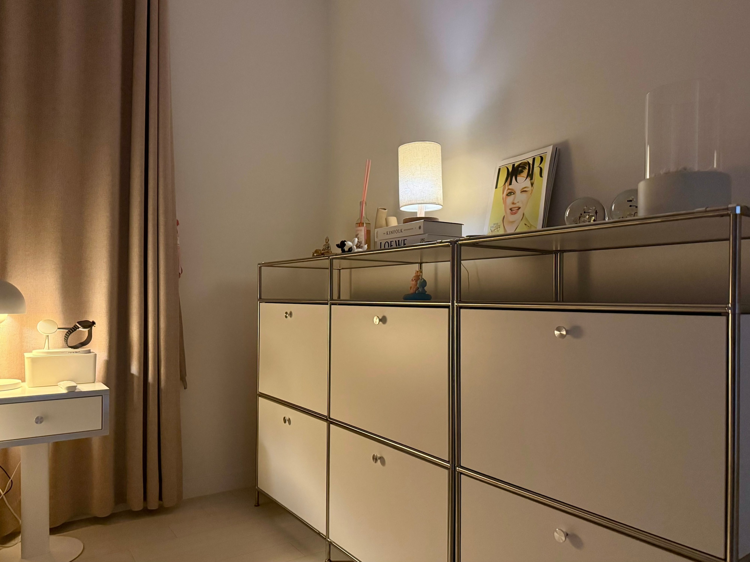 Modern Drawer Nightstand user photo