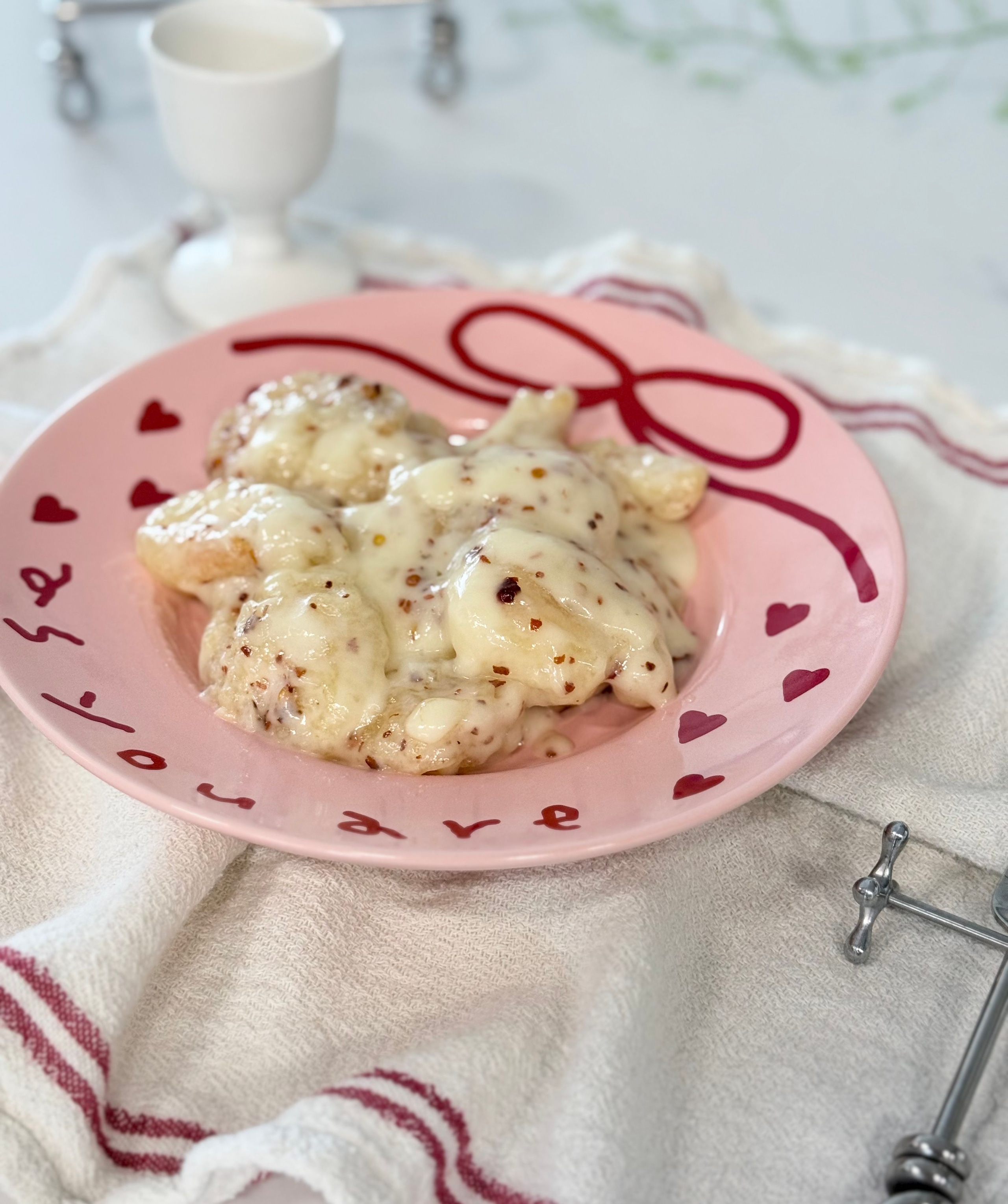 Pink Edition Ceramic Heart Salad Plate with Dressing Cup user photo