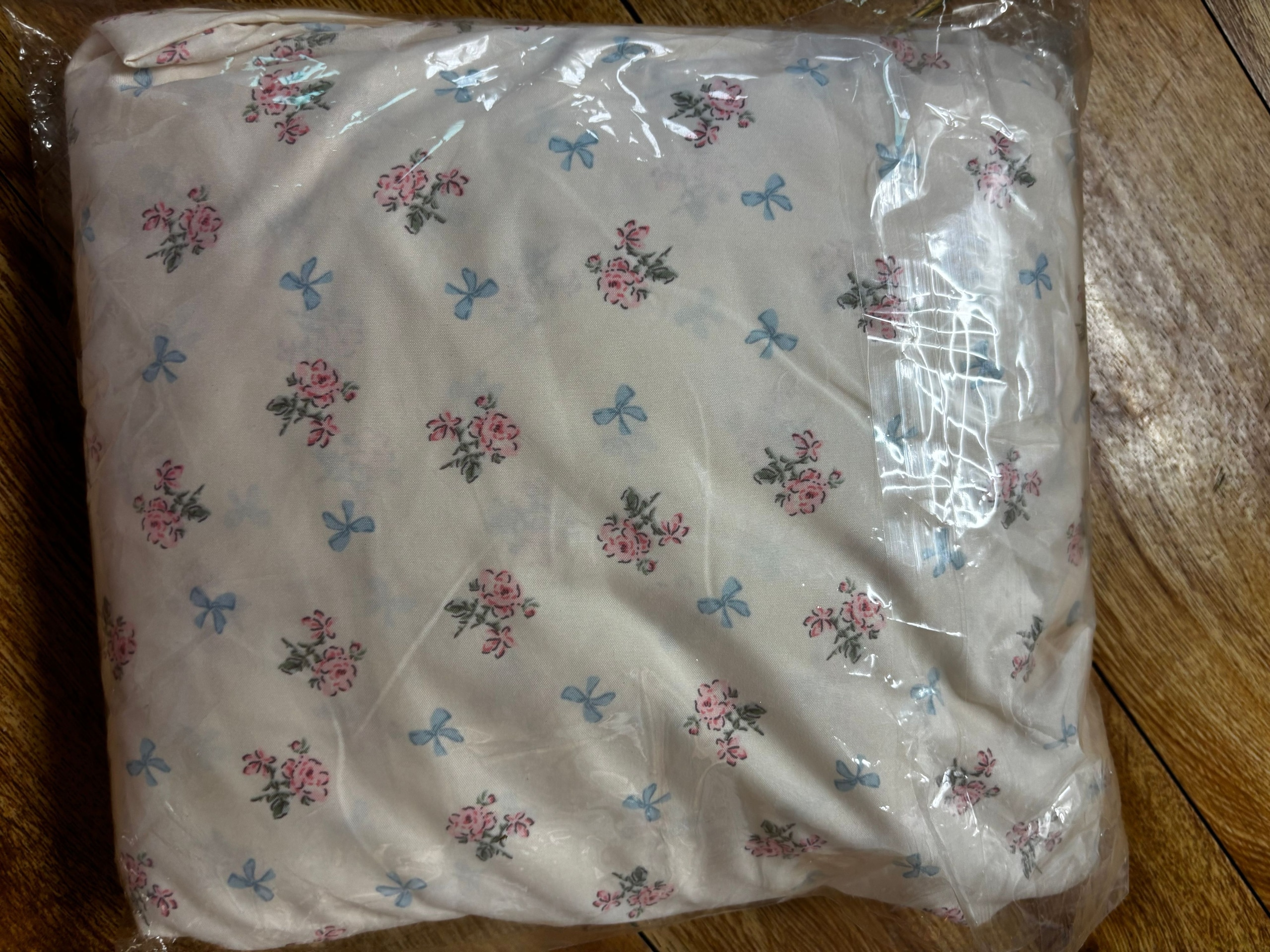 Aurora Blue Ribbon Mattress Fitted Sheet user photo