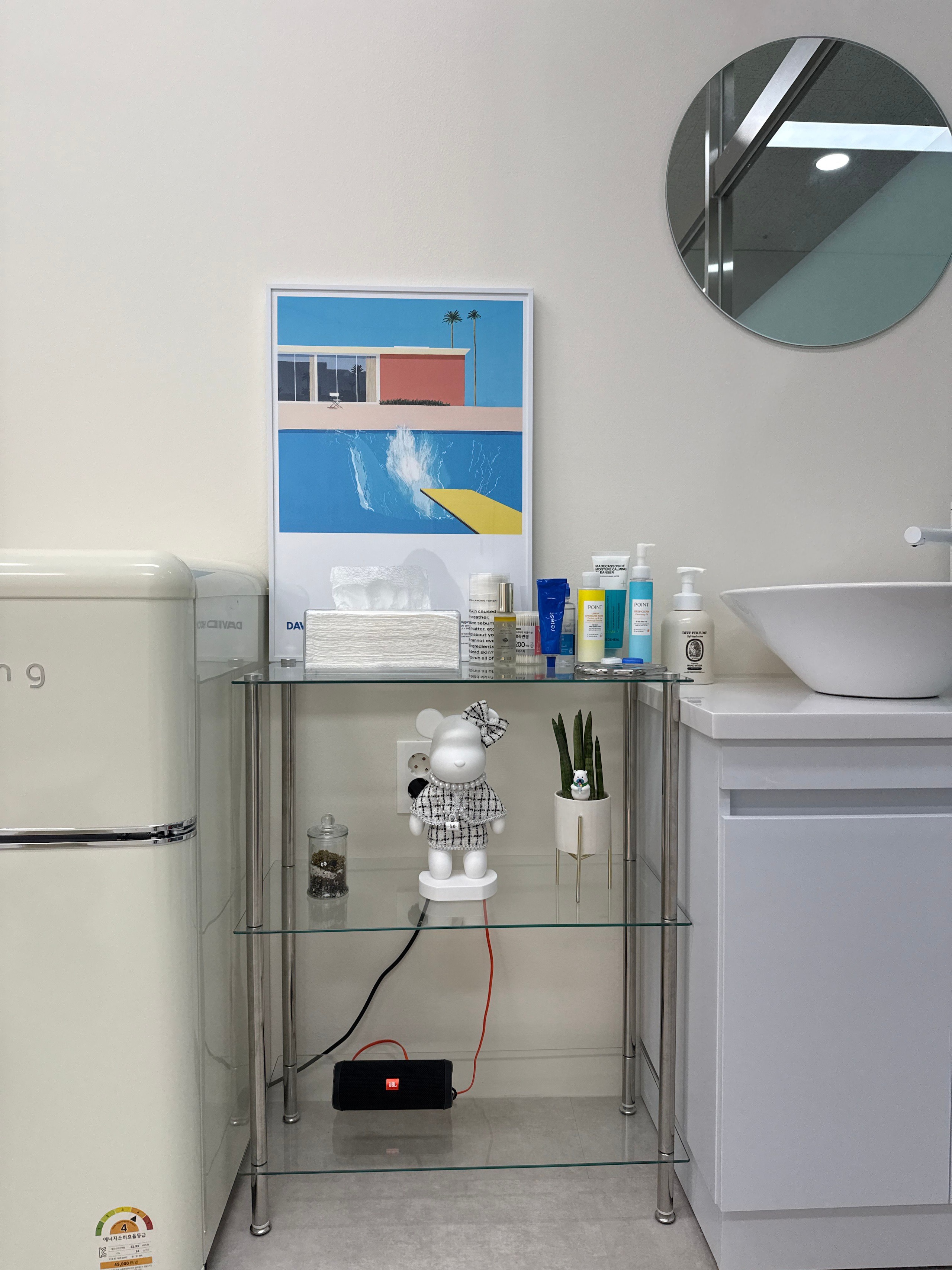 Mid-Century Modular Glass Shelf user photo