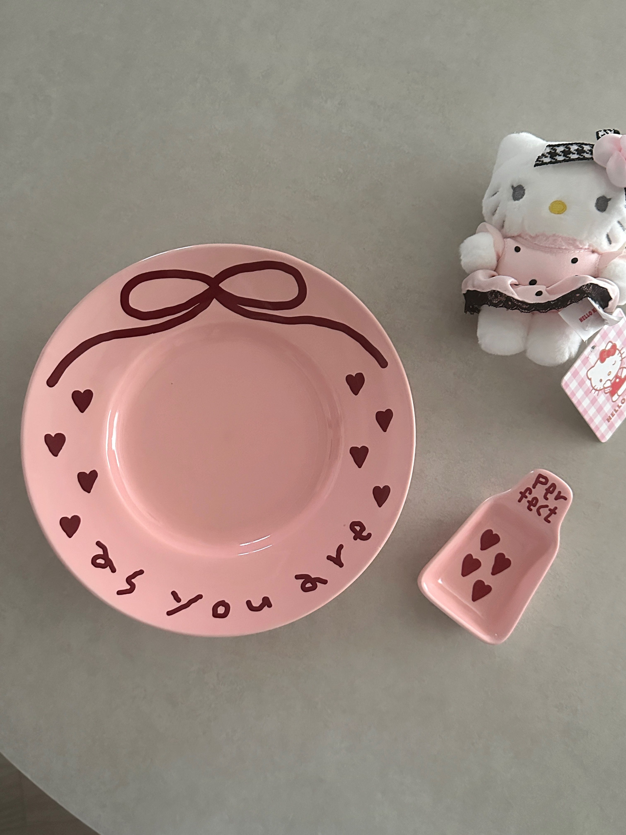 Pink Edition Ceramic Heart Salad Plate with Dressing Cup user photo