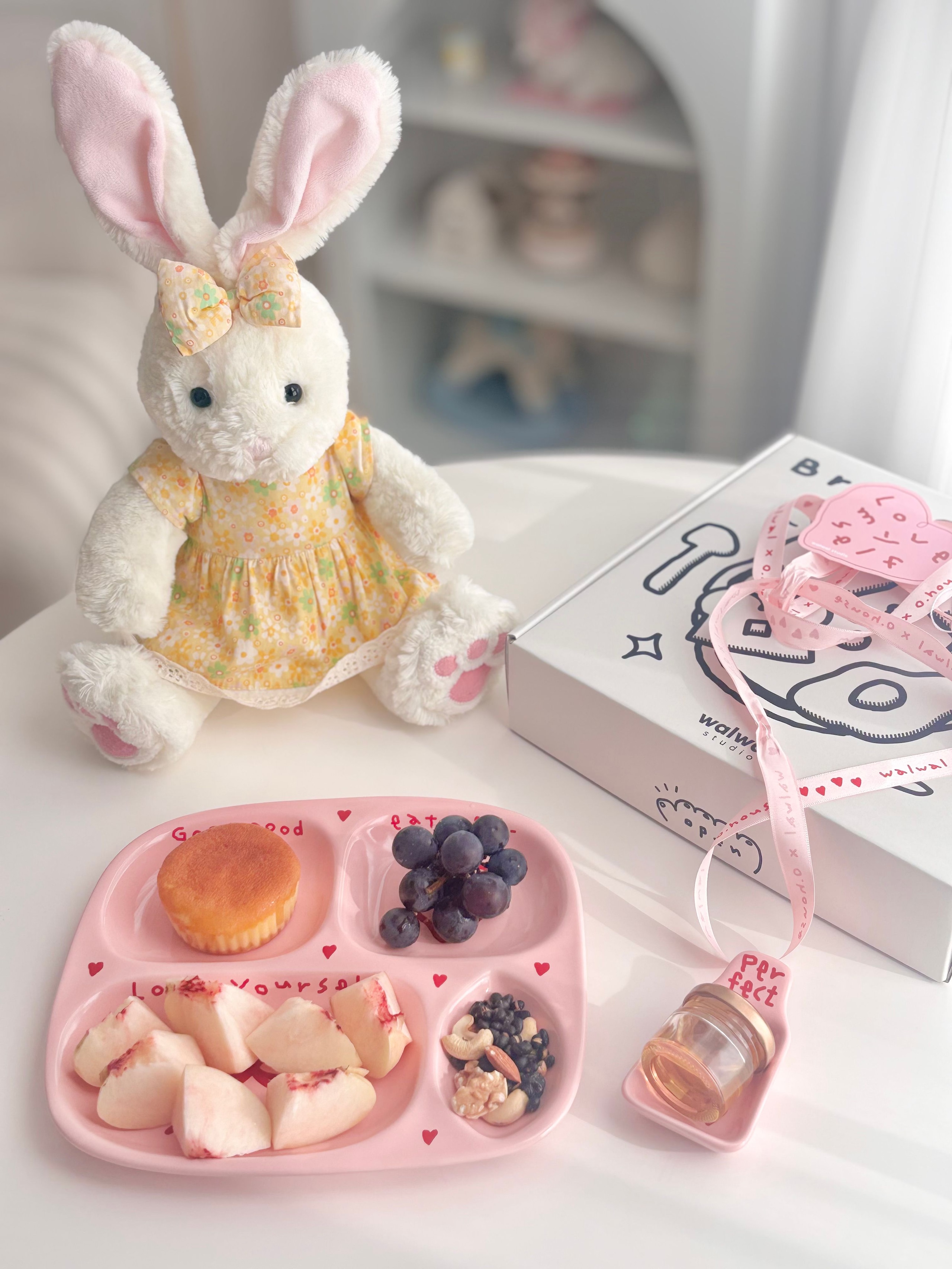 Pink Edition Ceramic Solo Meal Tray Set user photo