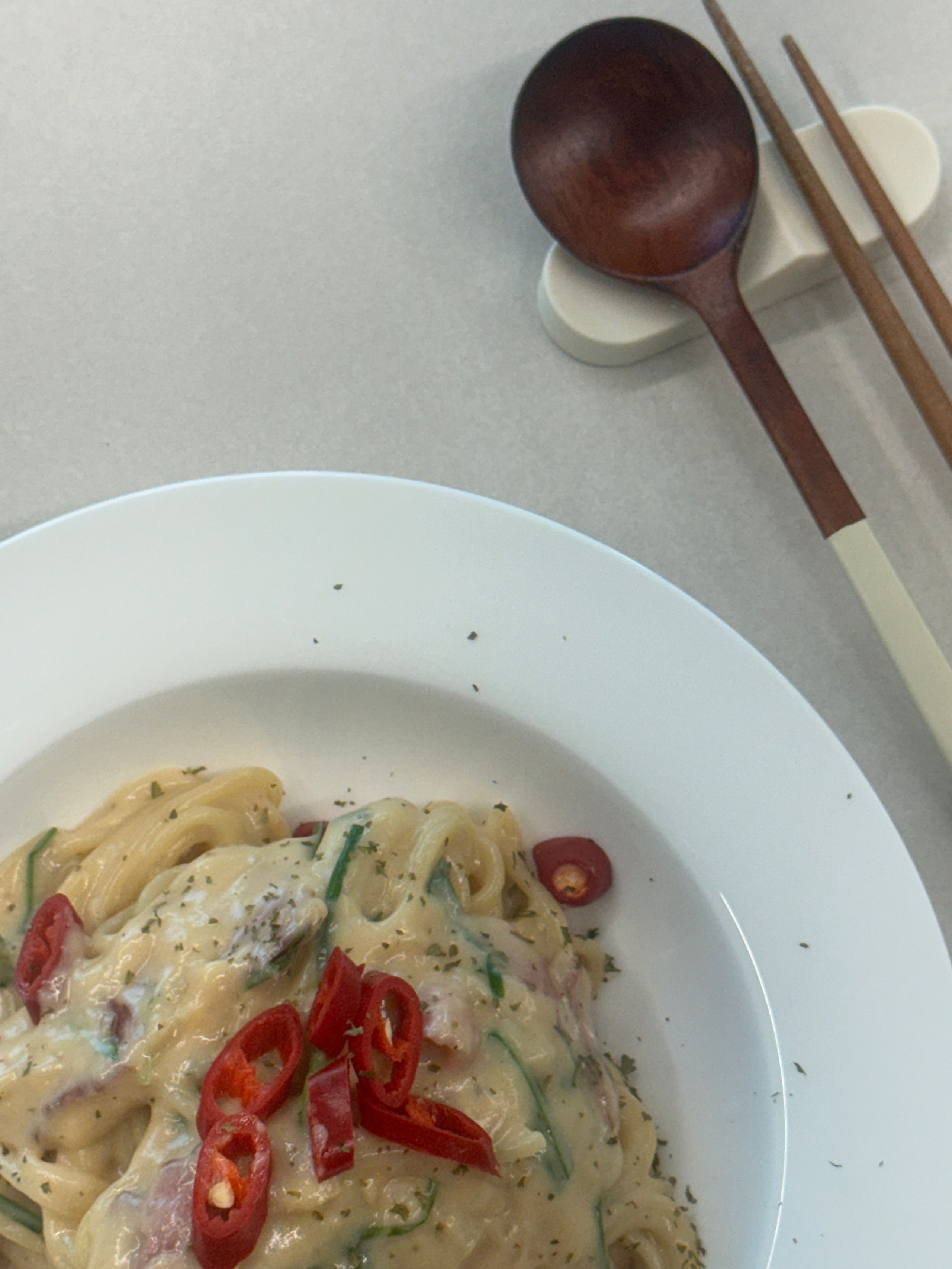 Two-Tone Wood Spoon & Chopsticks Set for 4 user photo