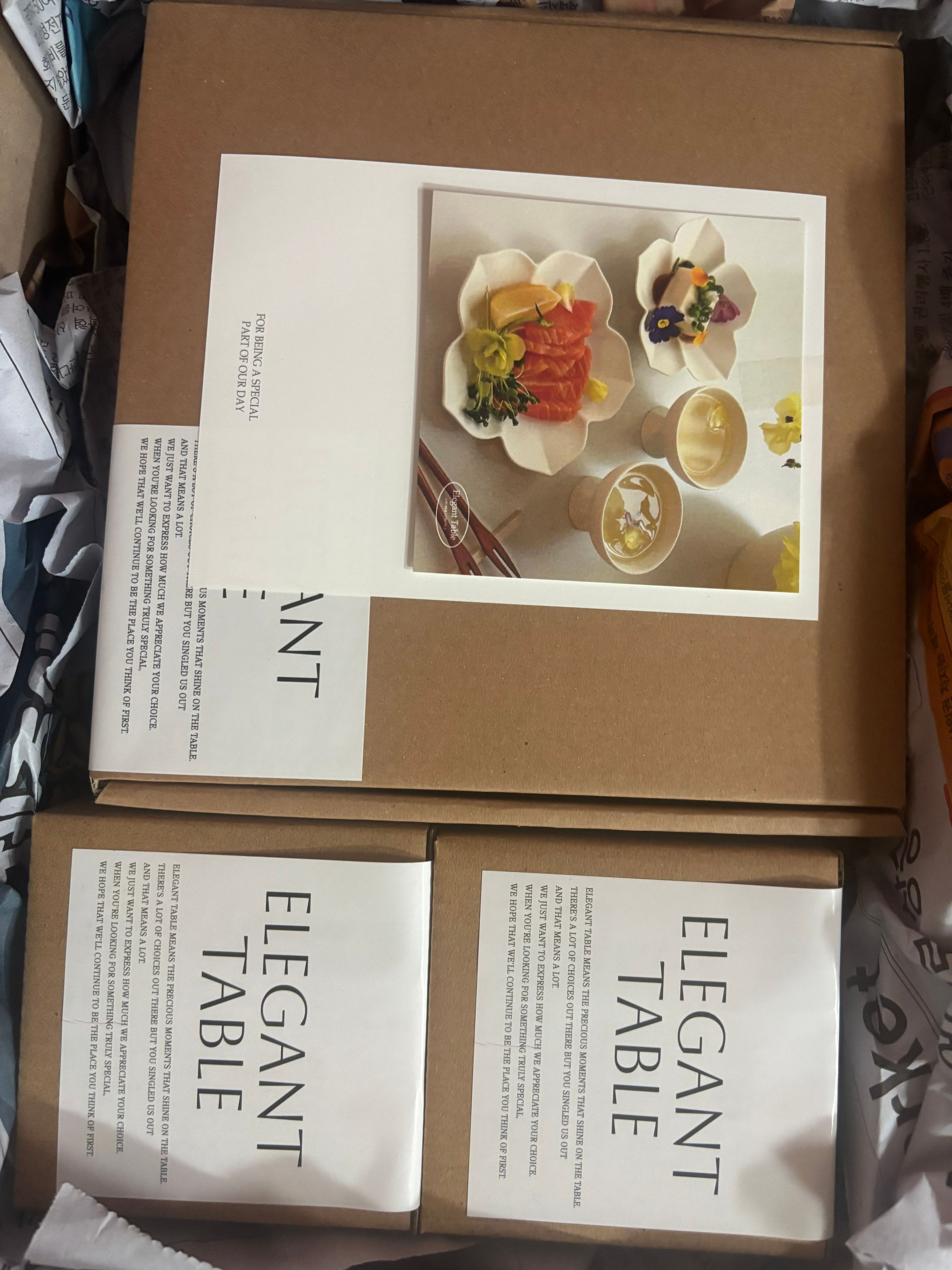 Eunseol Matte Porcelain Pedestal Cup & Plate Set (4-Piece Gift Set) user photo