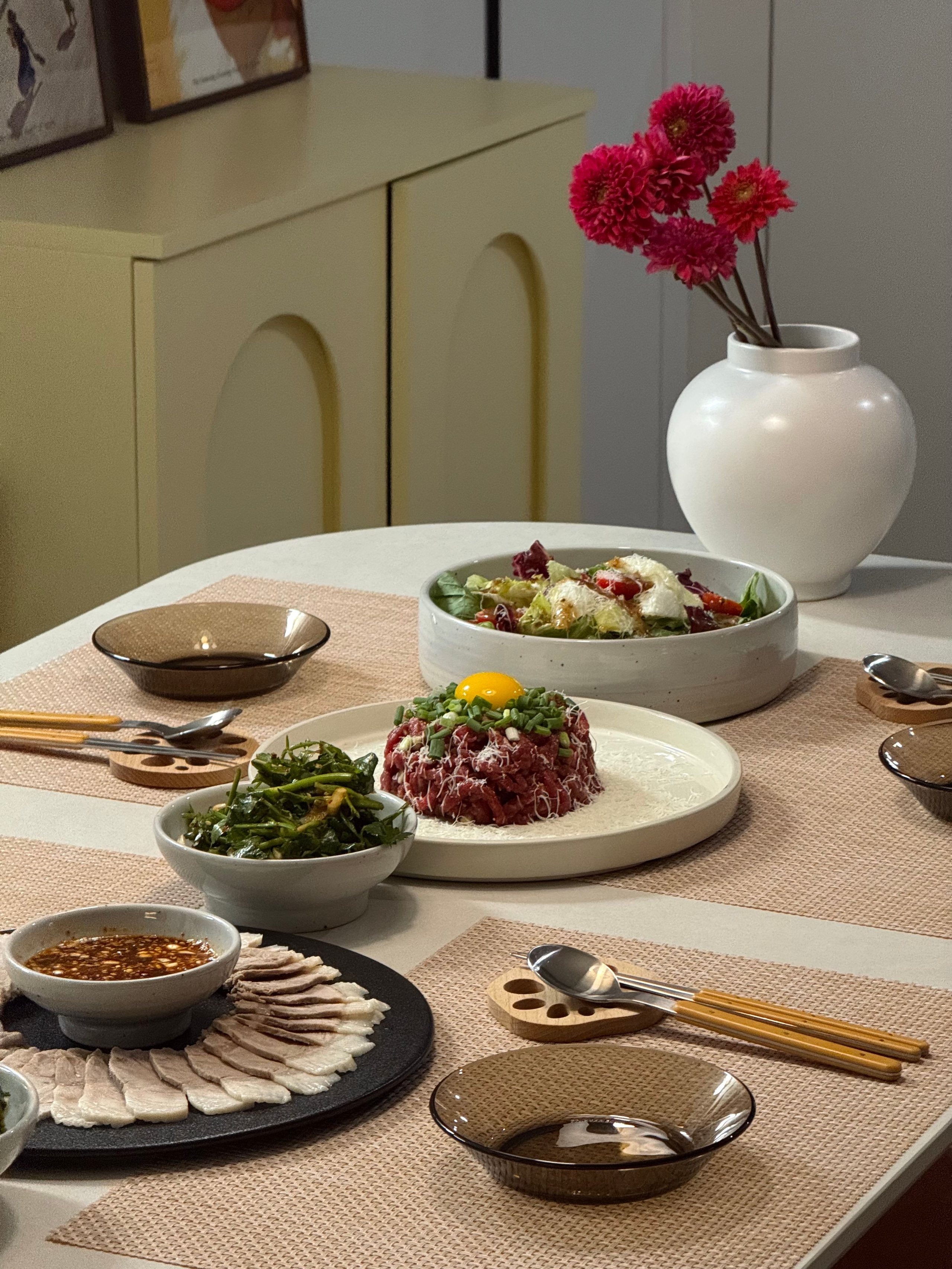 Wood Lotus Root Spoon Rest & Coaster Set (2-Piece) user photo