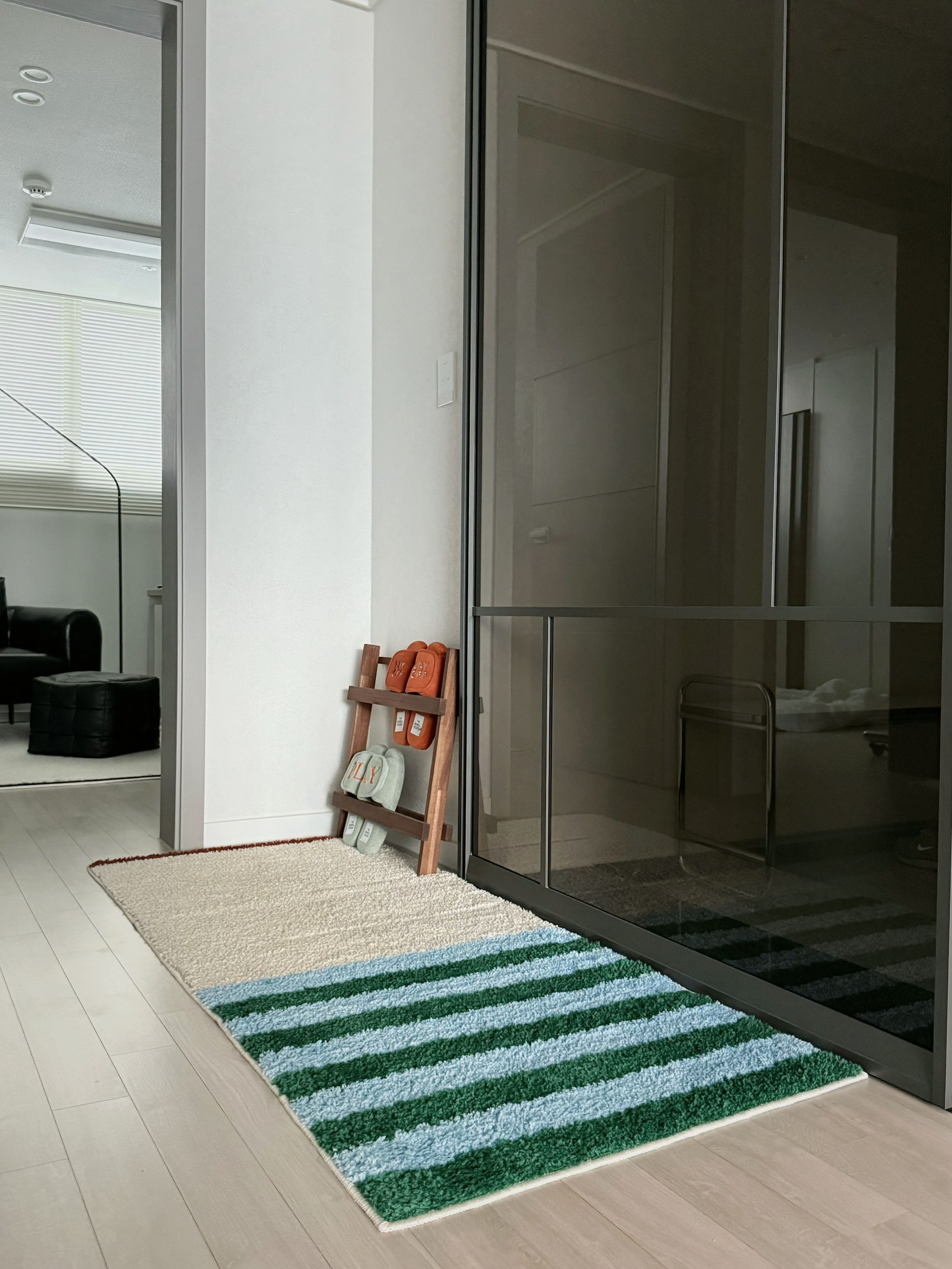 Terry Velcro Memory Foam Cloud Comfort Slippers user photo