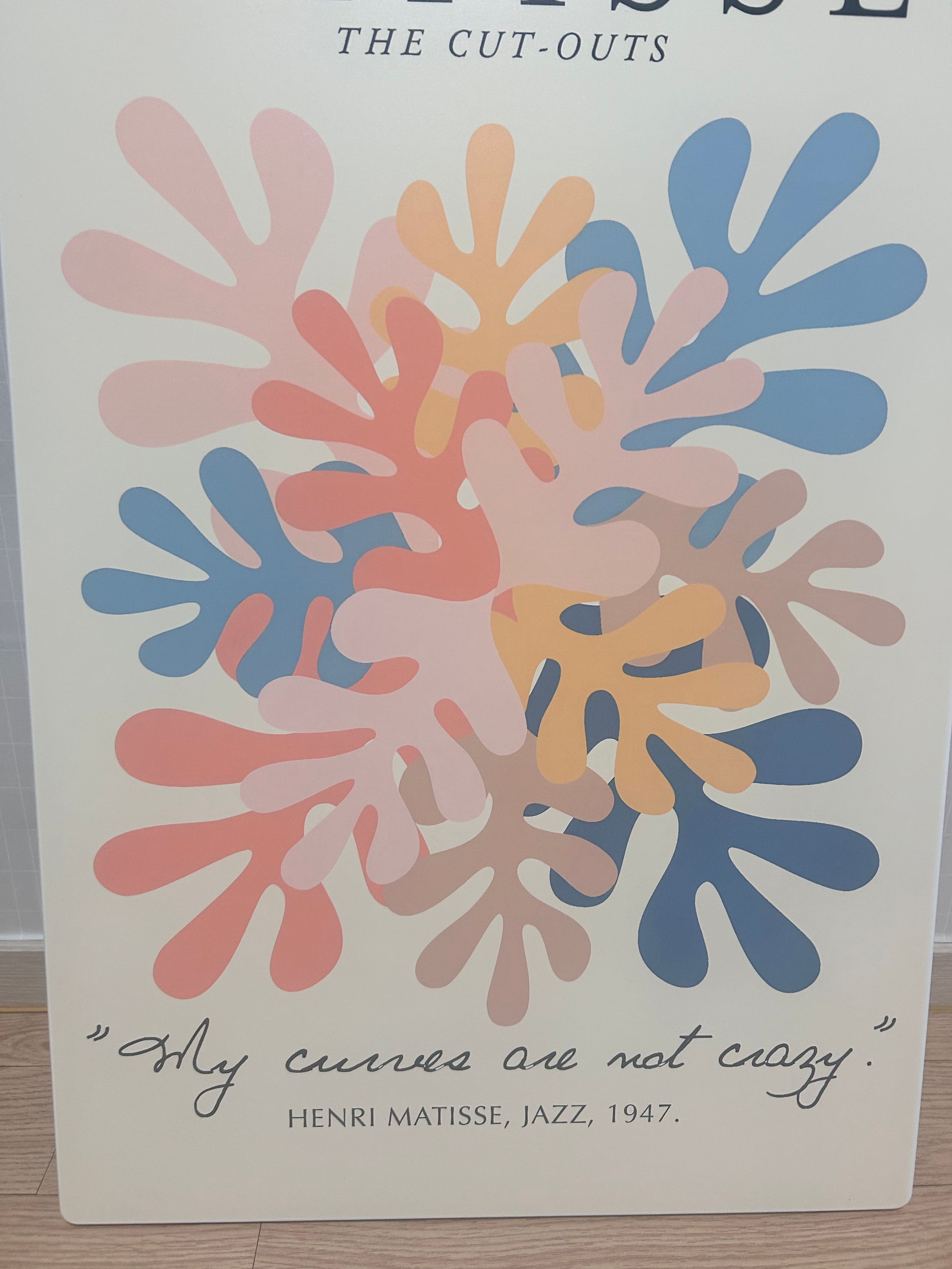Foldable Henri Matisse Frame Table user photo