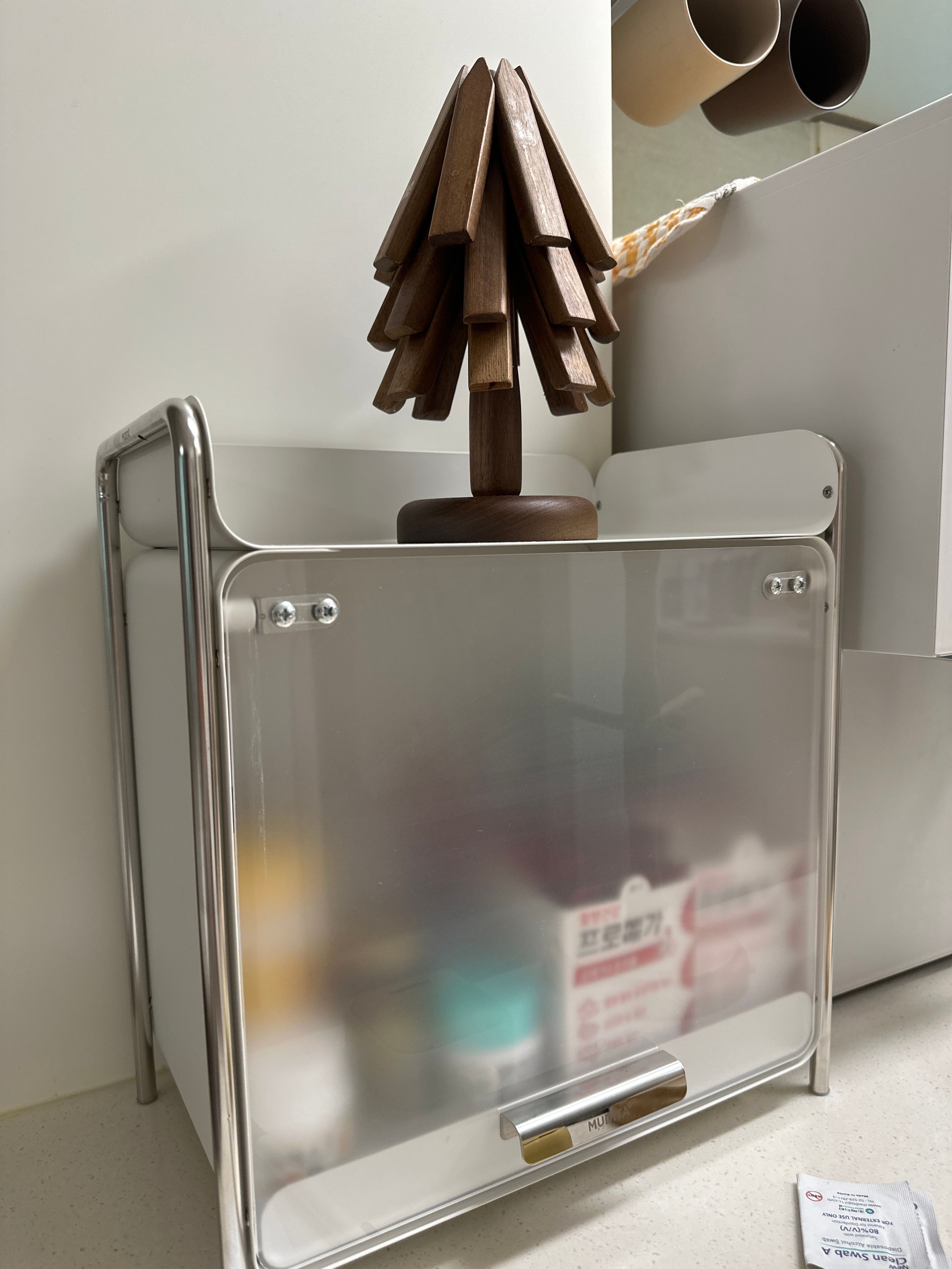 White Sliding Door Metal Storage Cabinet user photo