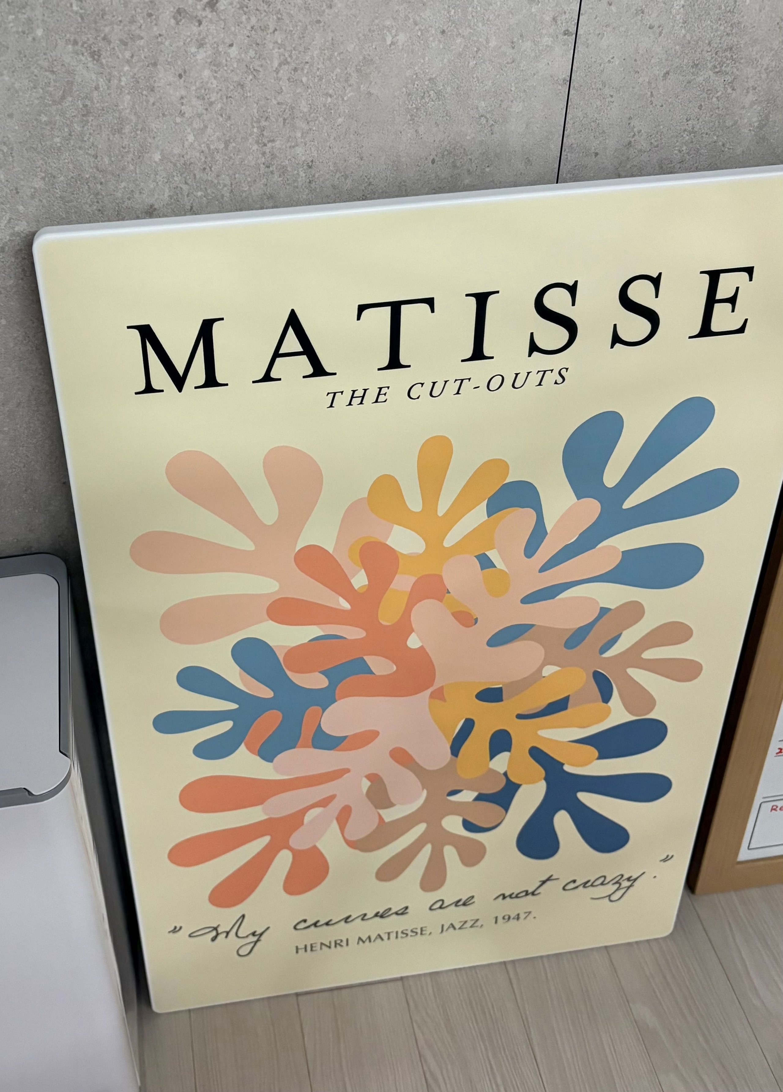 Foldable Henri Matisse Frame Table user photo