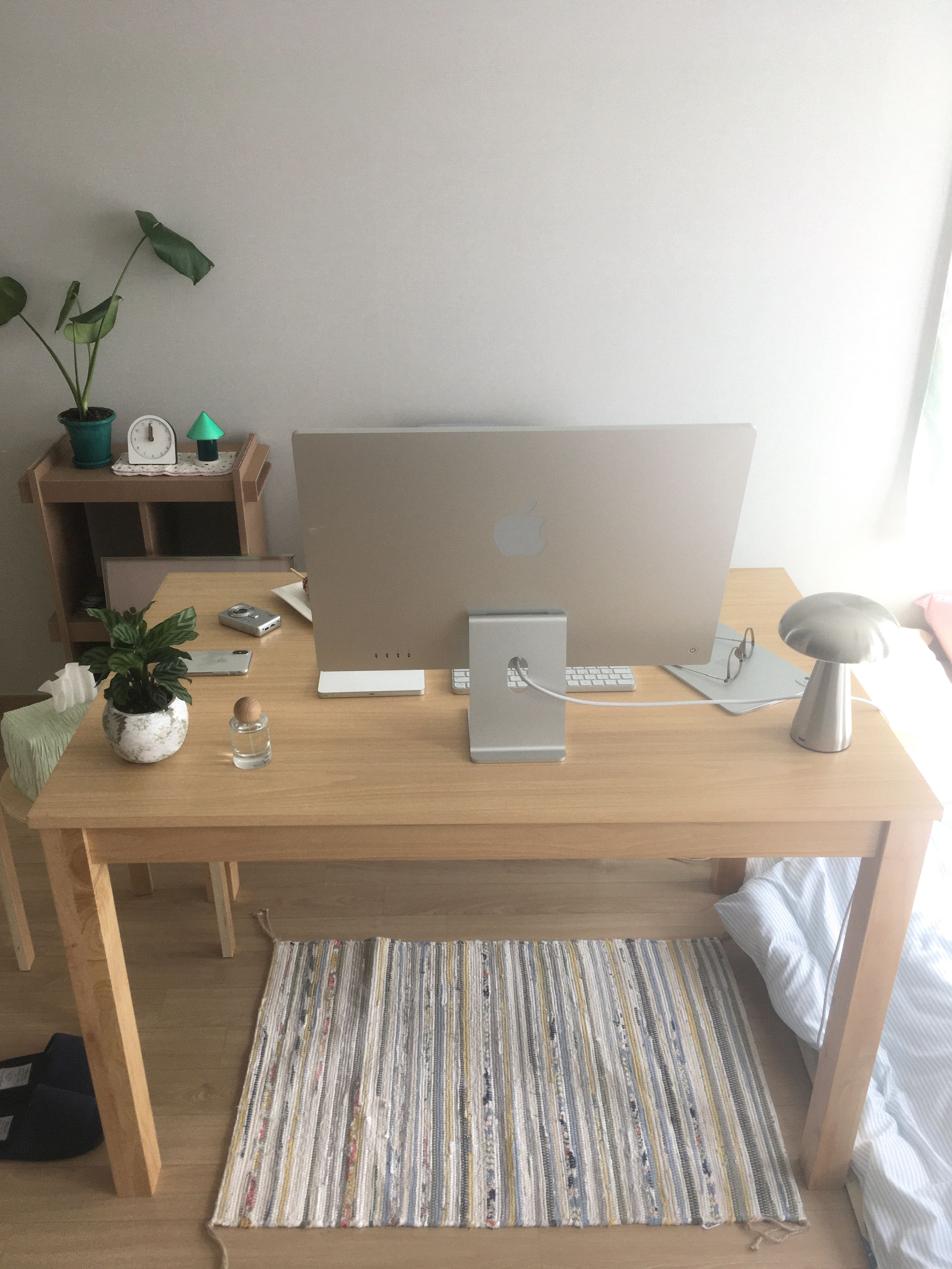 Cone Base Cordless Table Lamp user photo